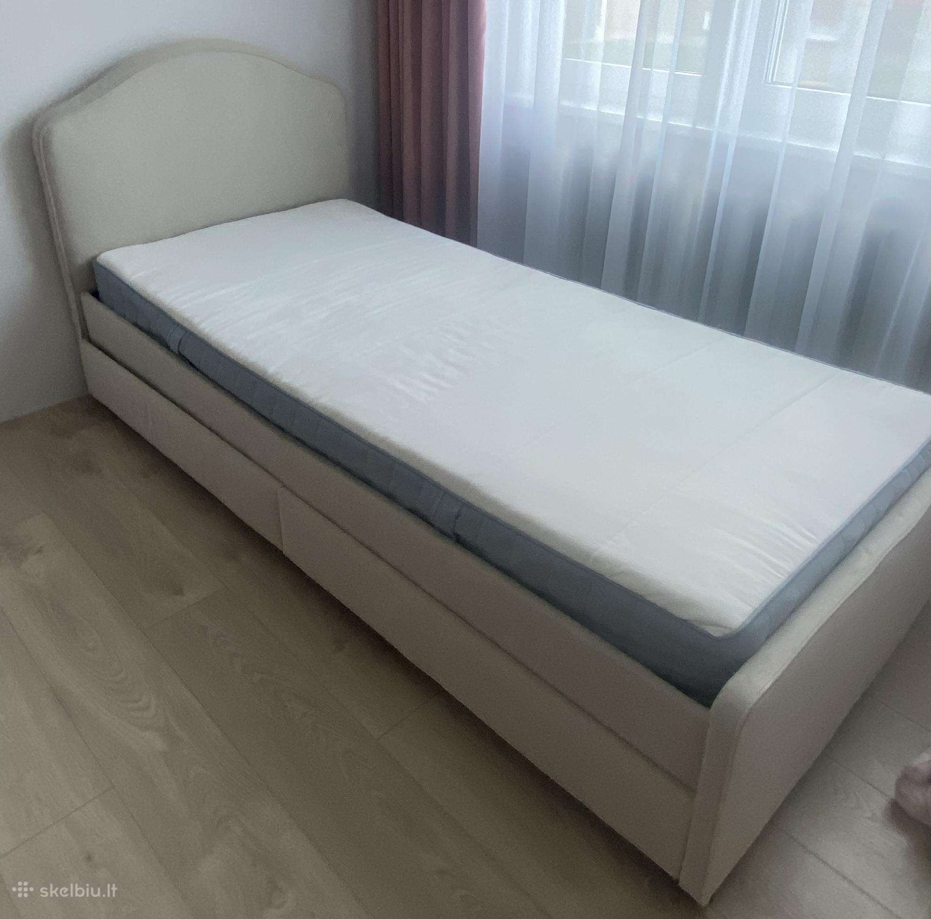 Lova Ikea 90x200