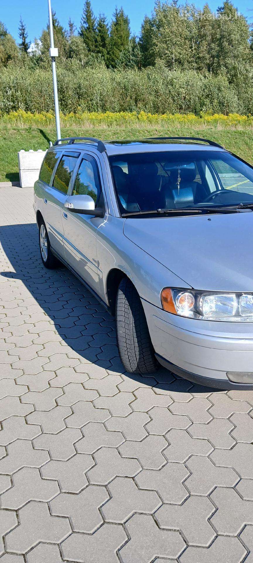 Volvo v70