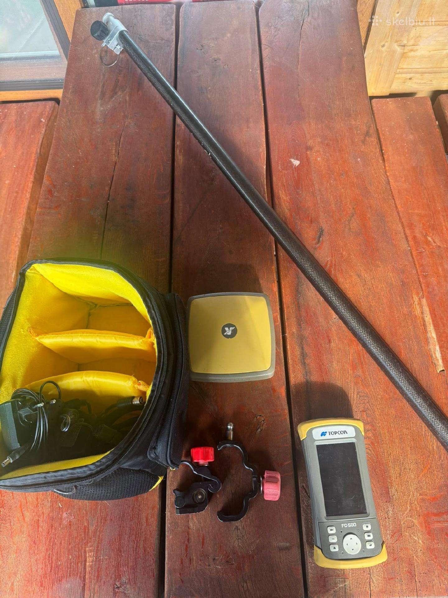 Parduodamas Topcon Hiper Sr Gnss komplektas.