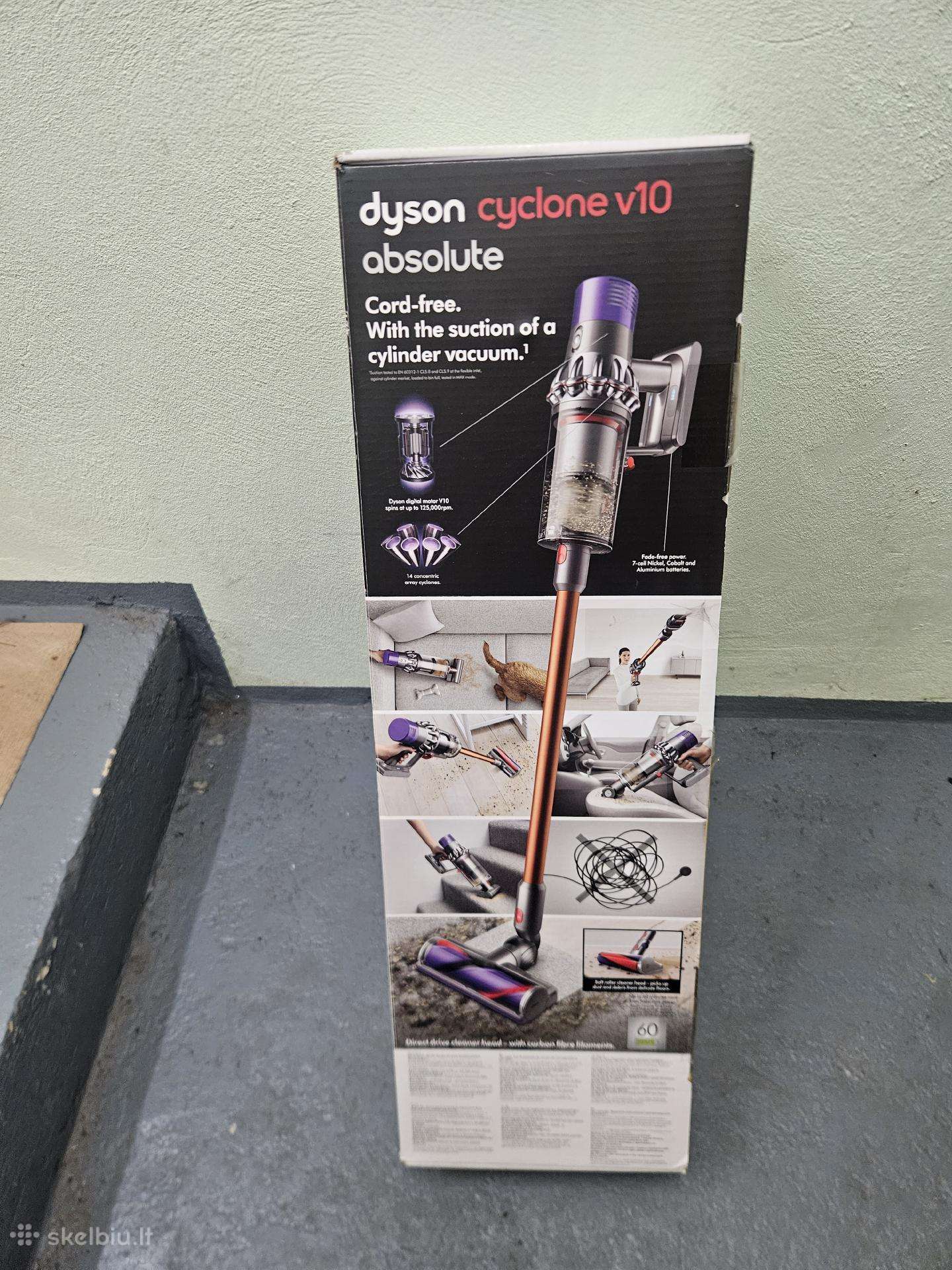 Dyson v10