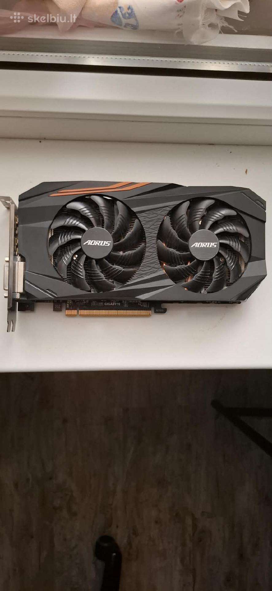 Parduodu naudota Gigabyte Aorus Radeon Rx 580 8gb