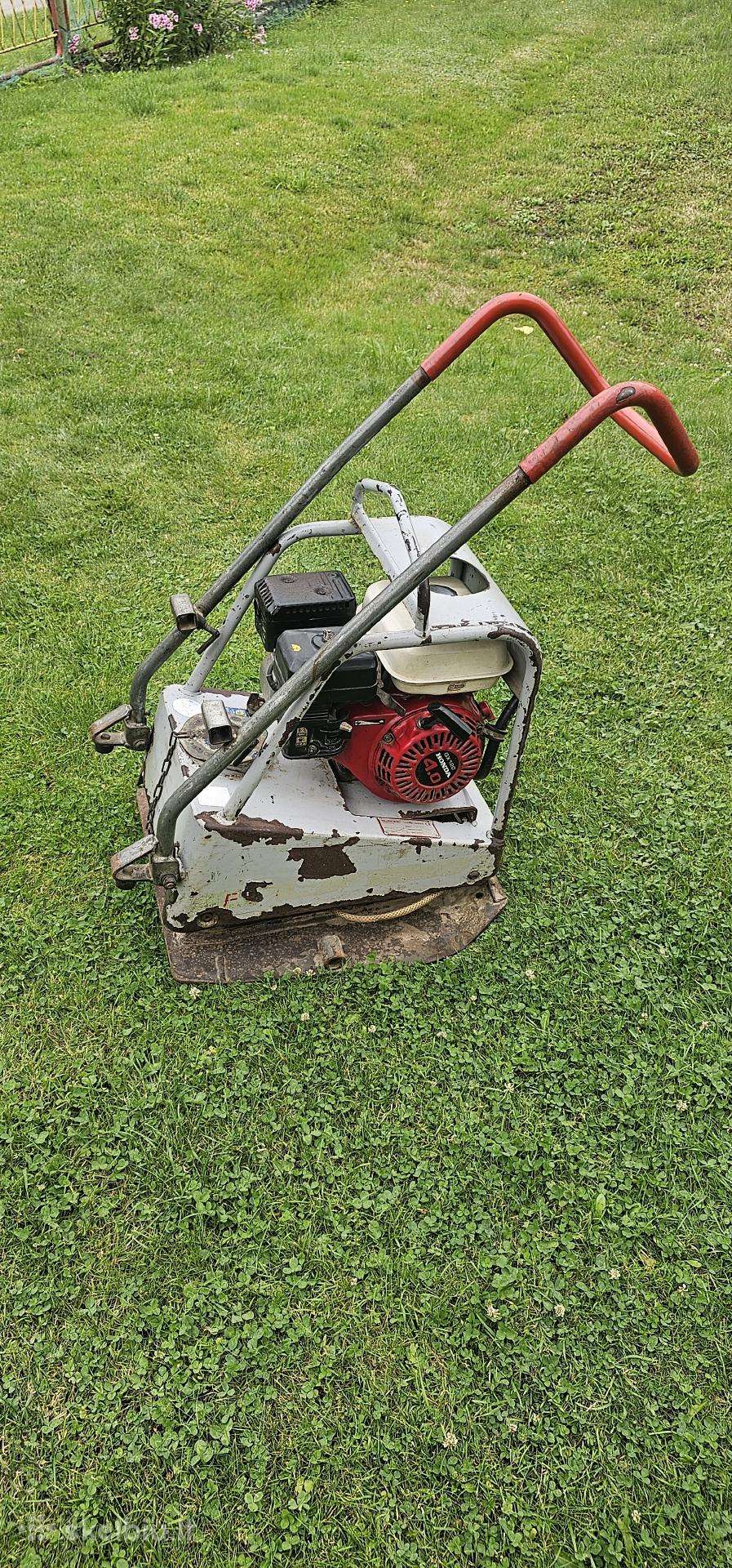 Vibro plokštė Swepac Swepac F70a 95kg