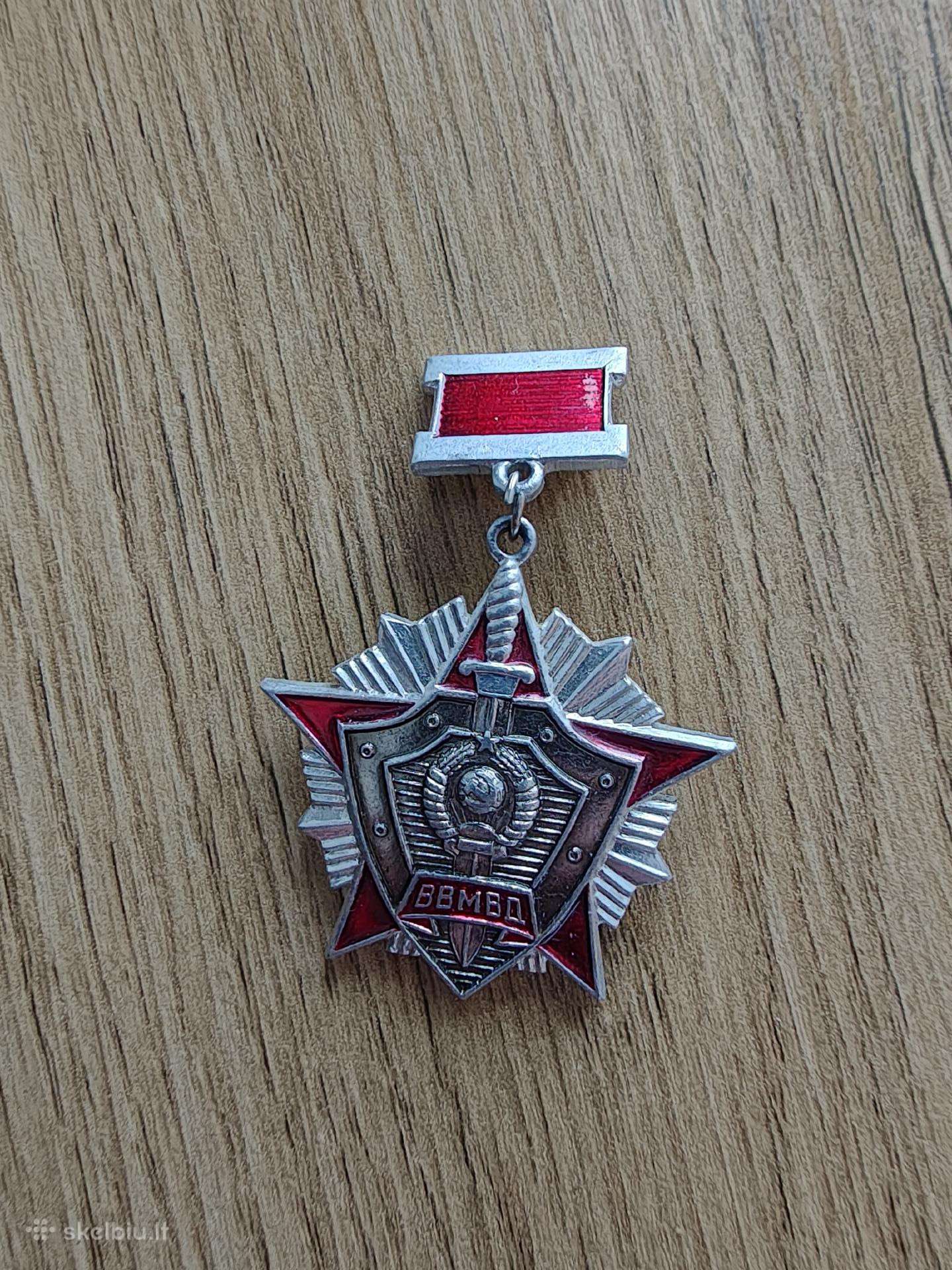 Ssrs ženkliukas už nepriekaištingą tarnybą