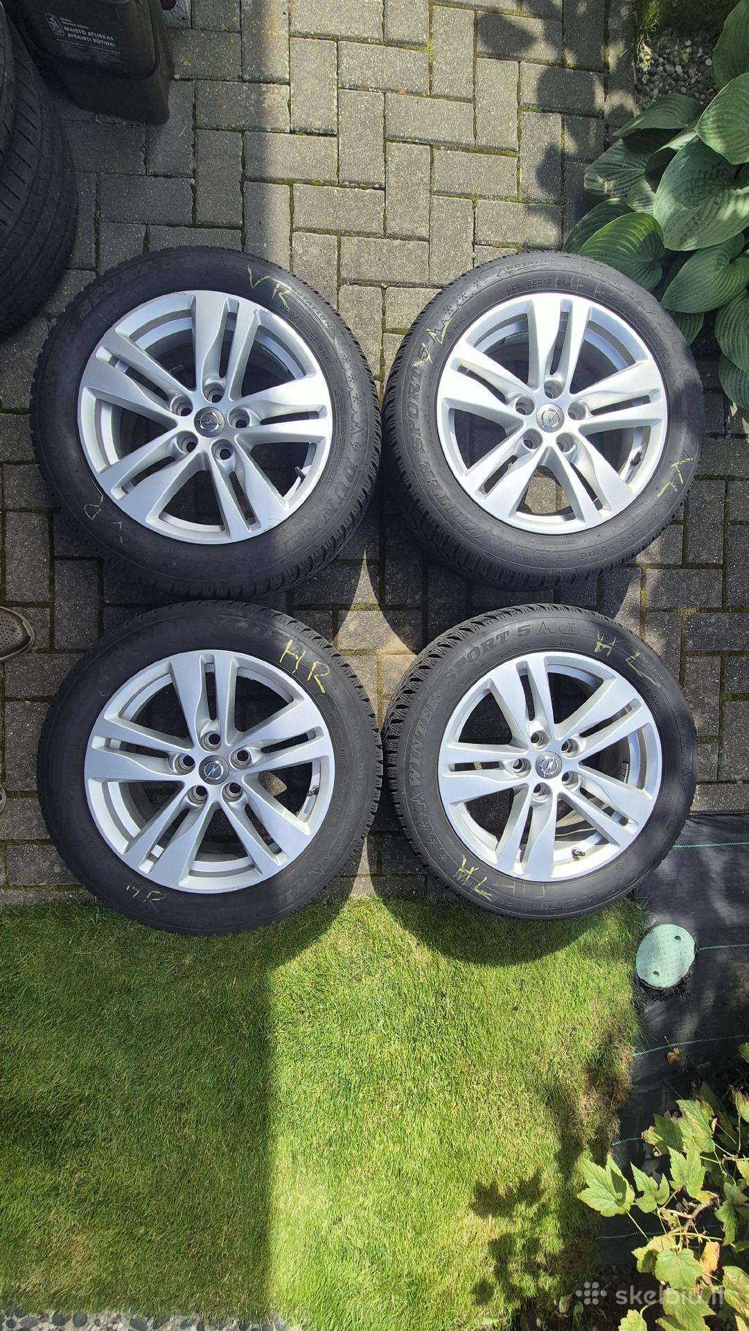 Opel Astra K ratai R16 su žieminėm padangom