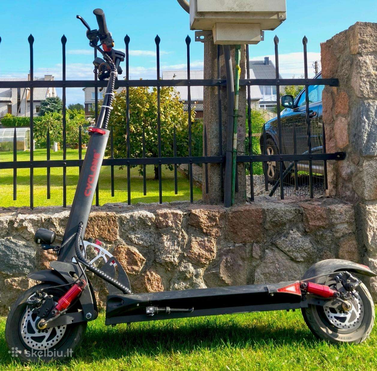 Elektrinis paspirtukas cyclone RS-9