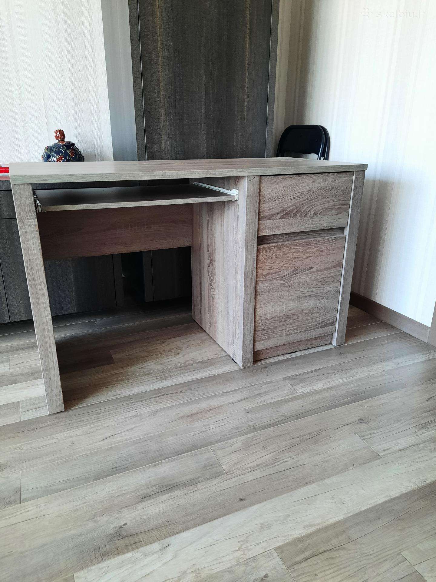 Rašomasis stalas