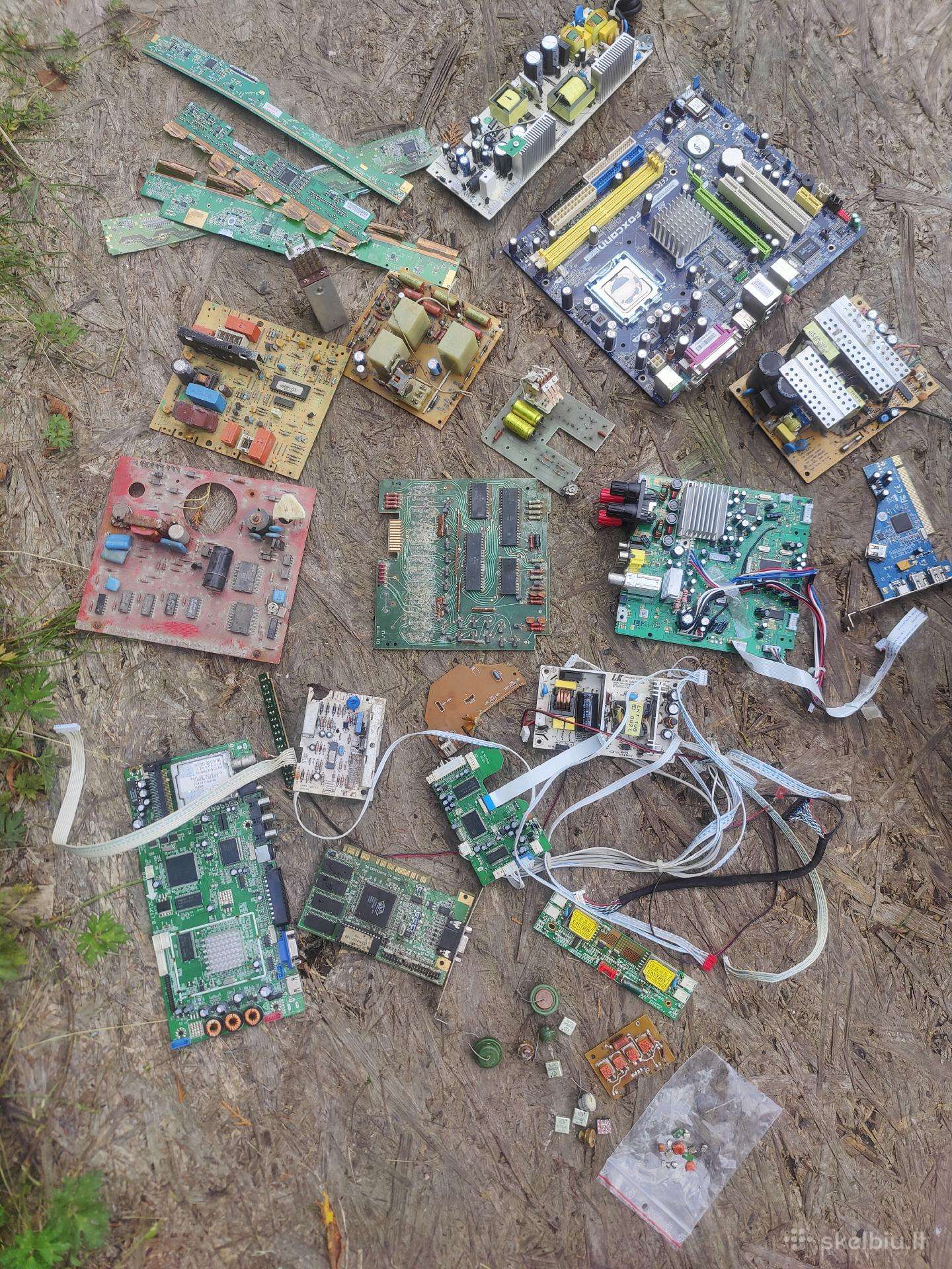 Elektronikos plokštės dalys