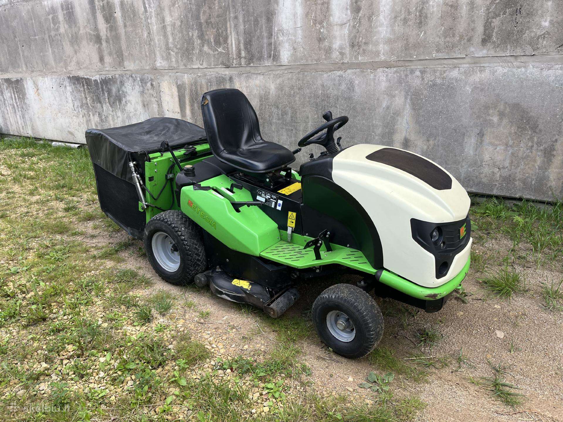 Etesia hydro 100