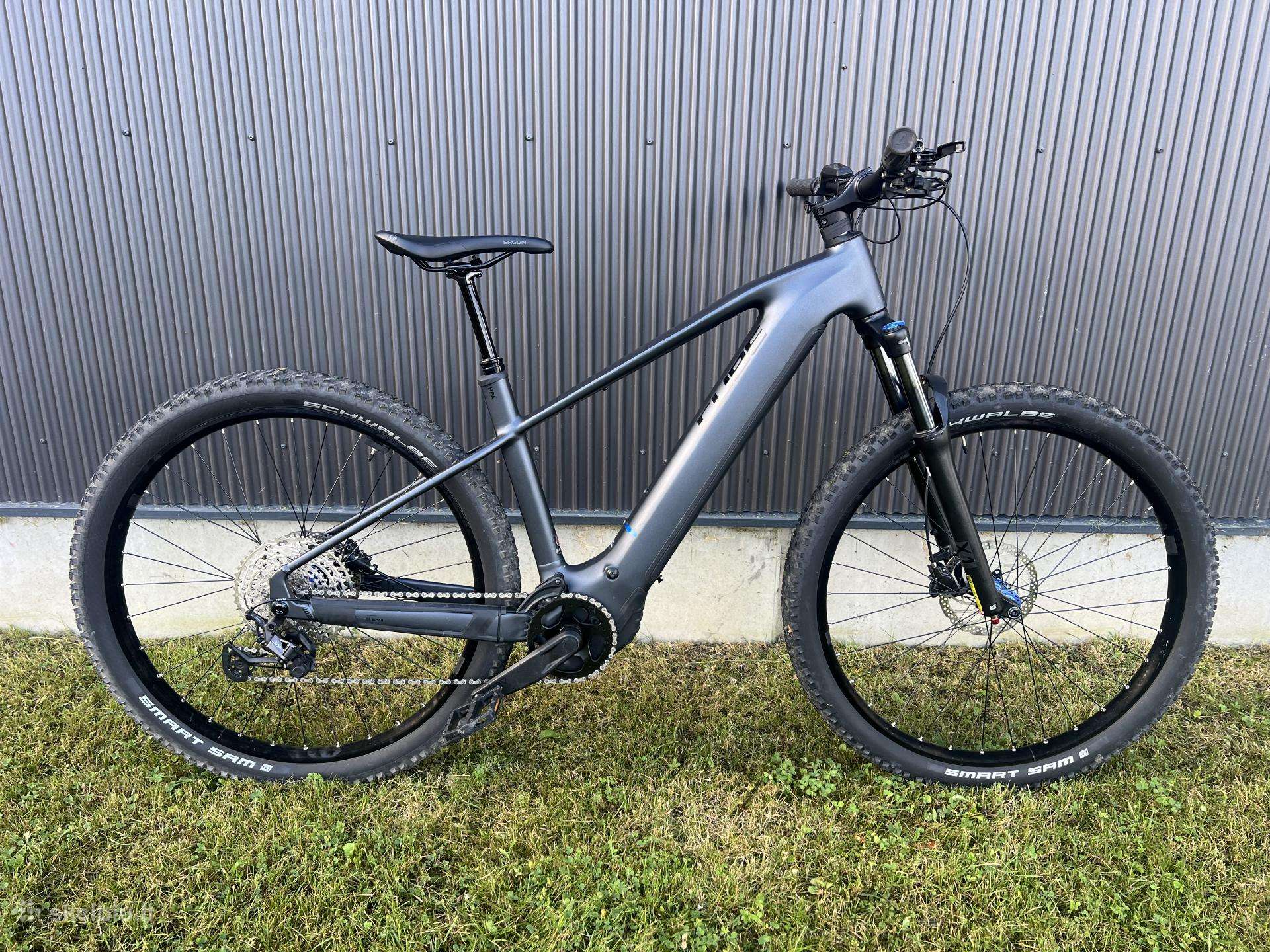 Cube Reaction Pro Hpa 800wh L dydis 2025