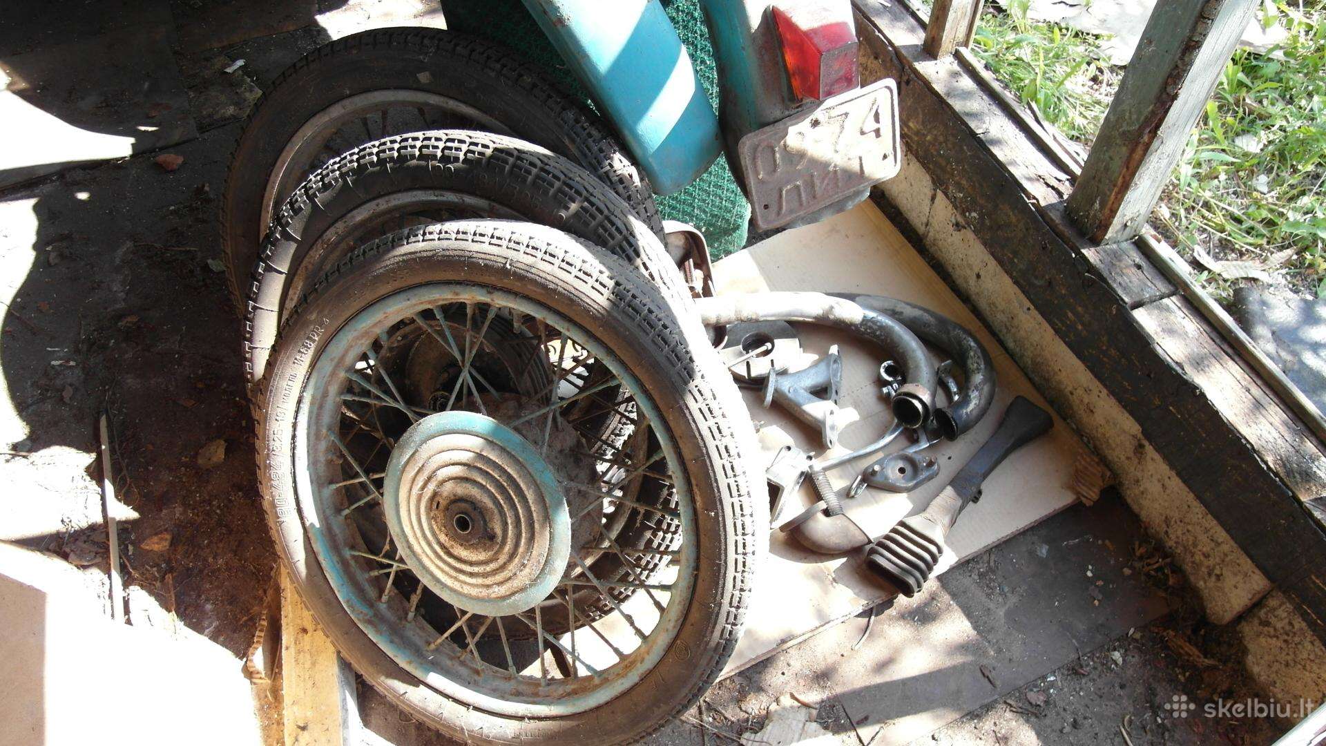 Detales nuo motociklo Iz