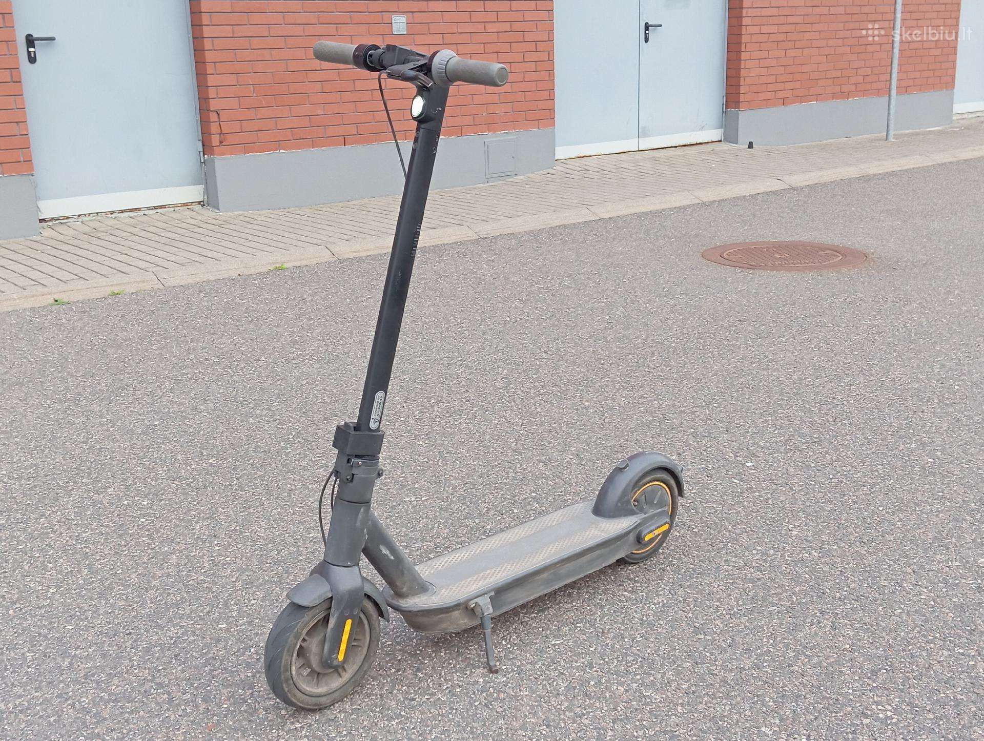 Kiaura padanga leidžia ora Ninebot max G30
