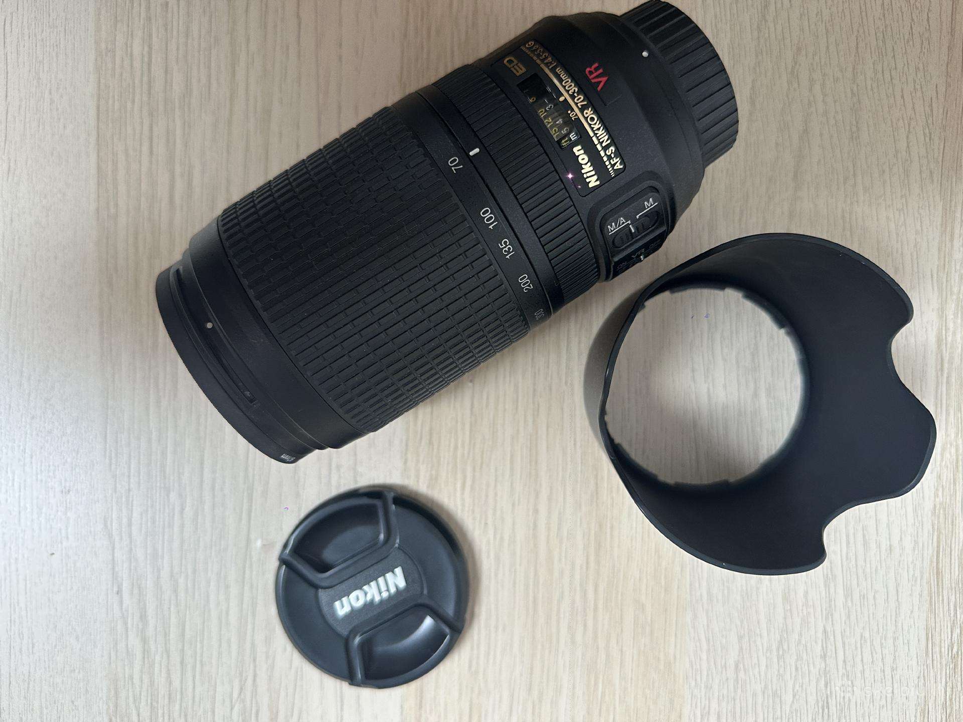Nikon Af-s Vr Zoom-nikkor 70–300 mm f/4.5–5.6g