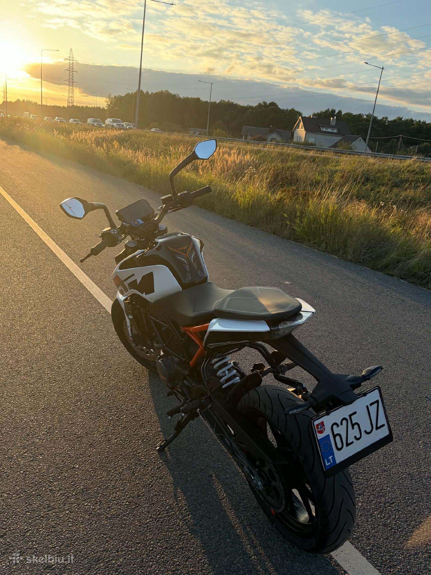 KTM Duke 125cc, street / classic