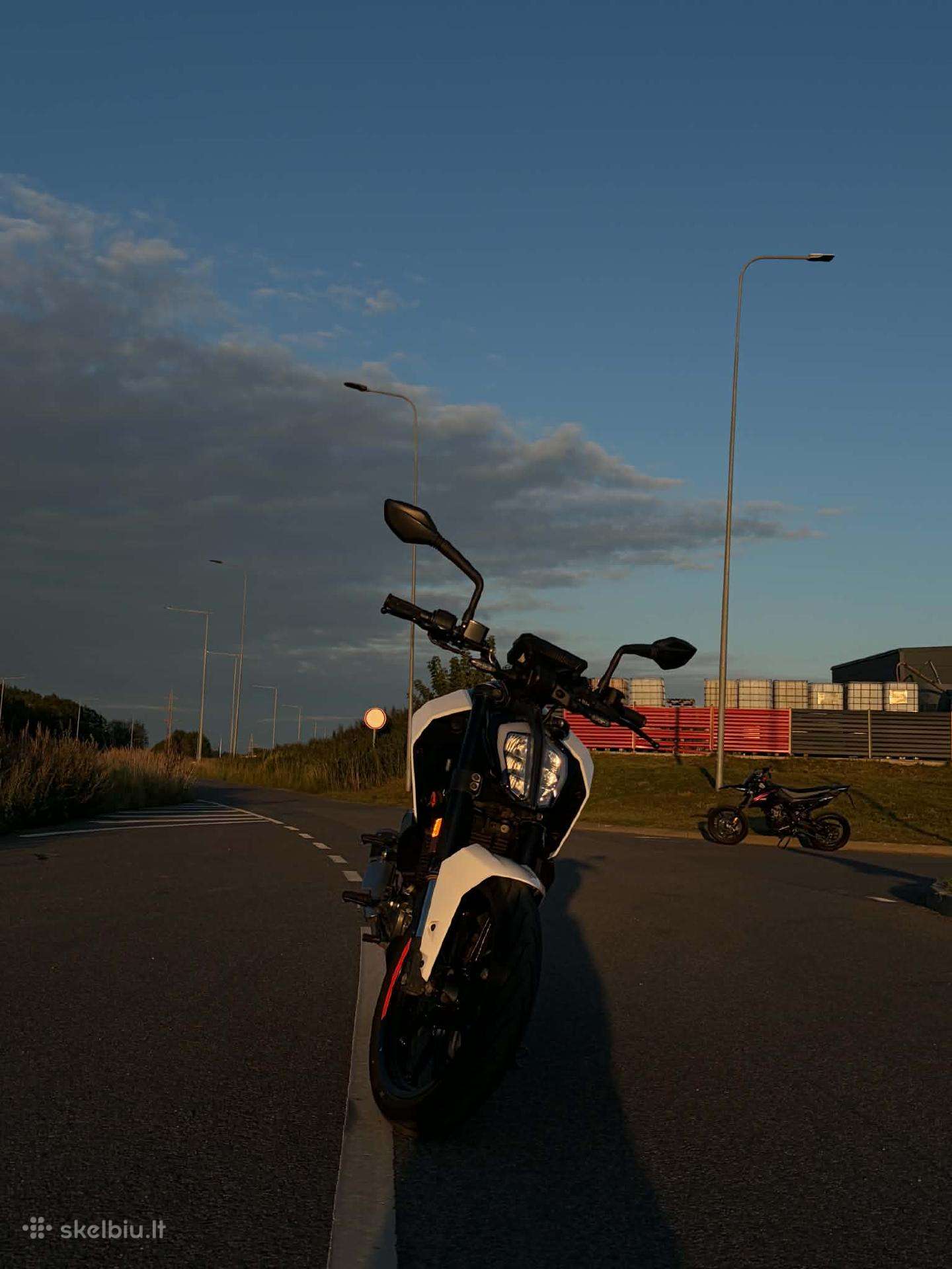 KTM Duke 125cc, street / classic