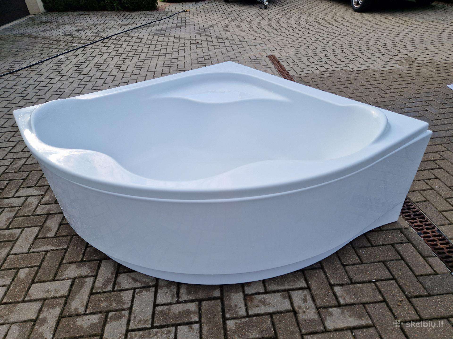 Parduodama kampinė vonia Ravak 150x150