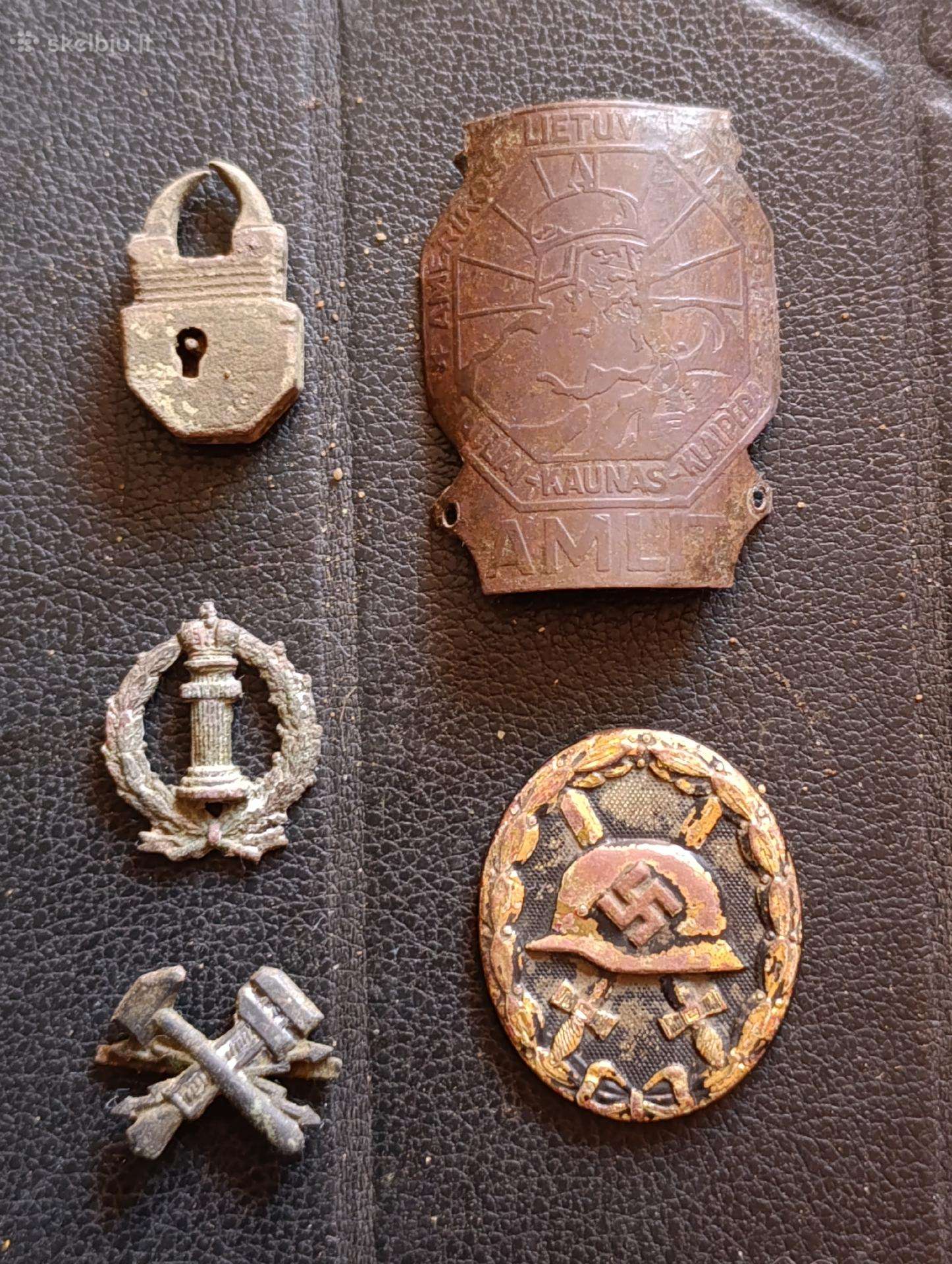 Tarpukario dviračio emblema Amlit ir kitą