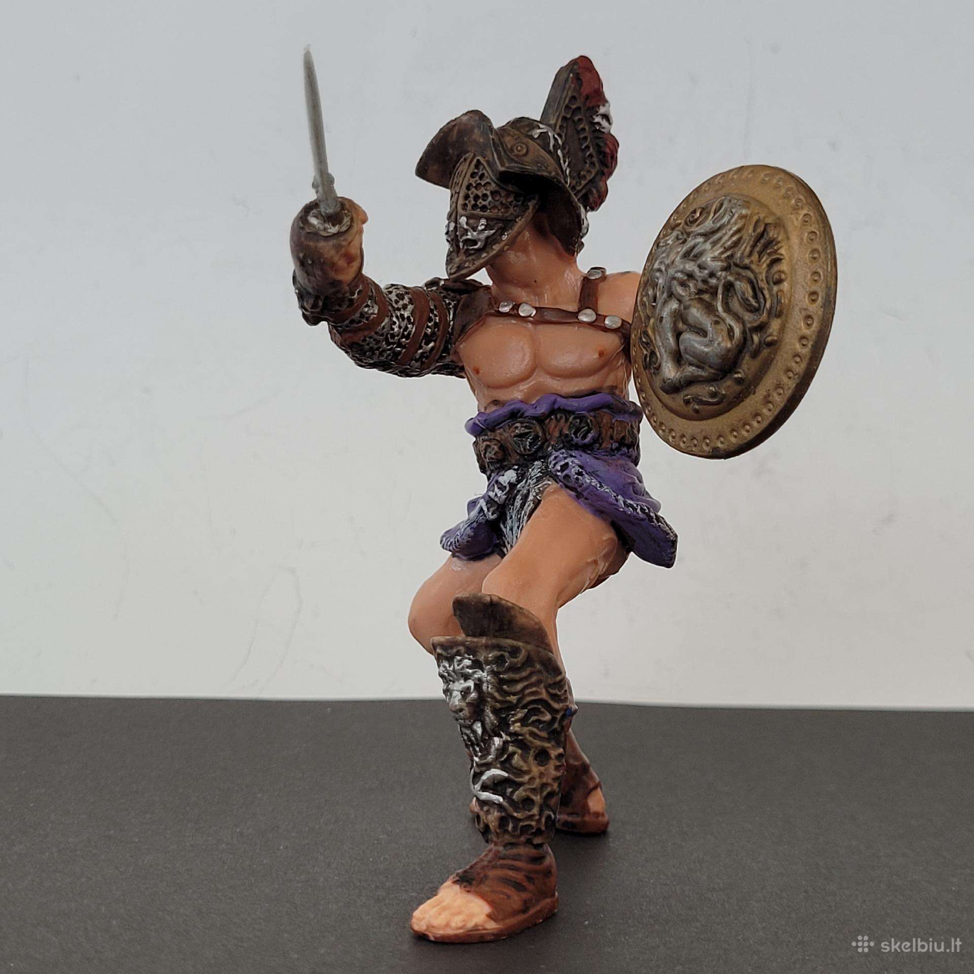 Gladiatorius. Kareivėliai! Kareivukai!