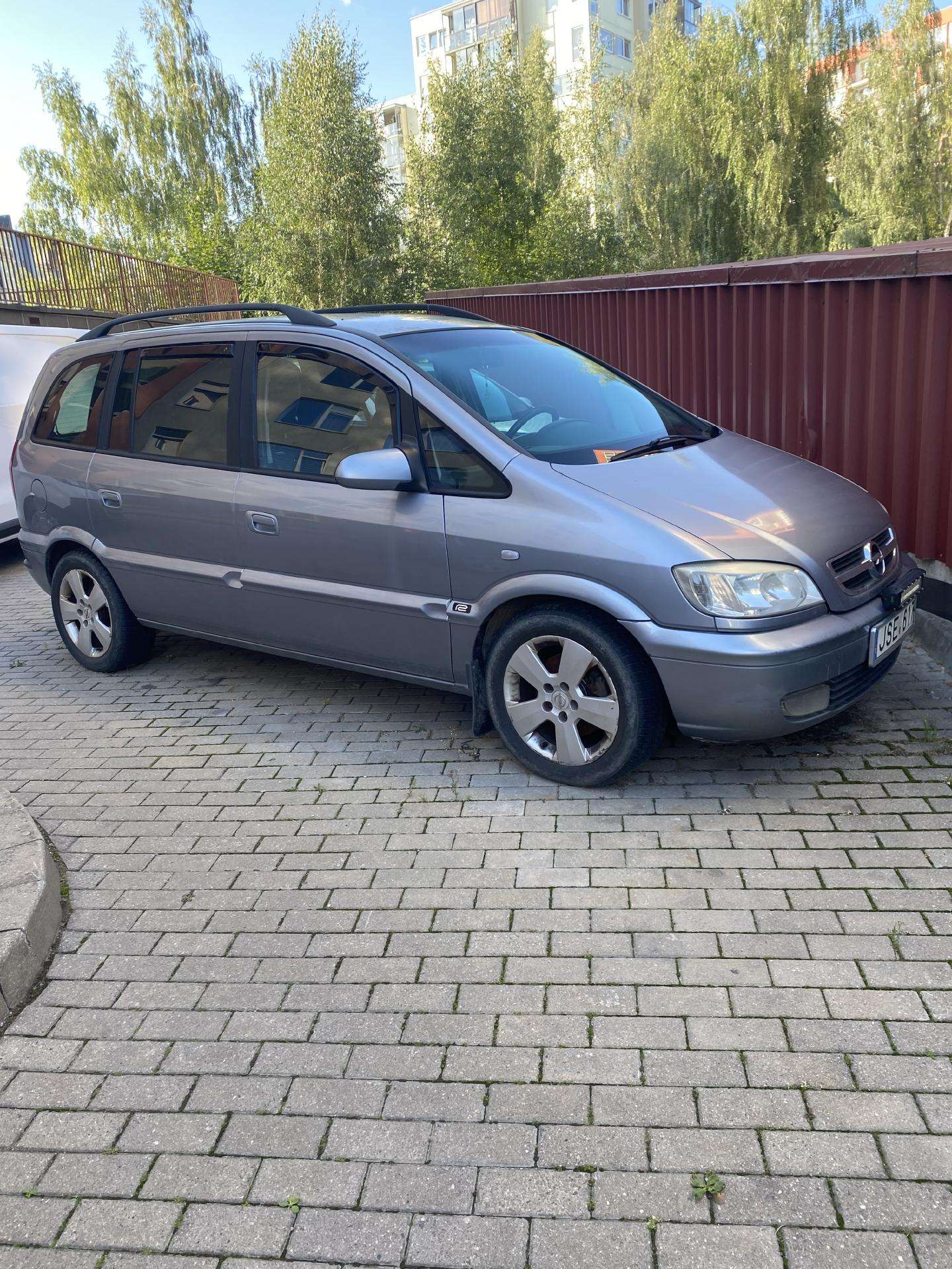 Opel zafira