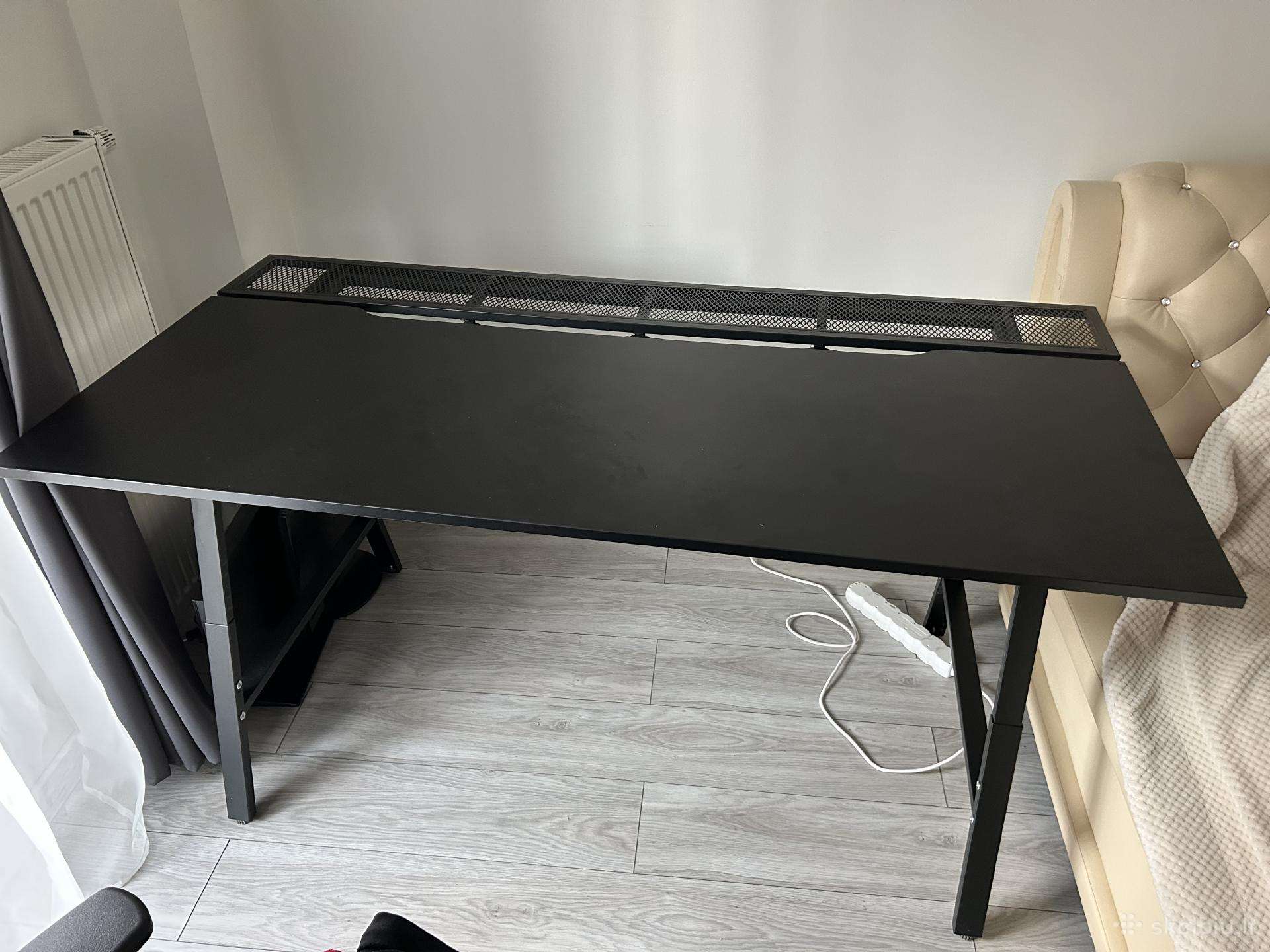 Ikea žaidimų stalas Utespelare.