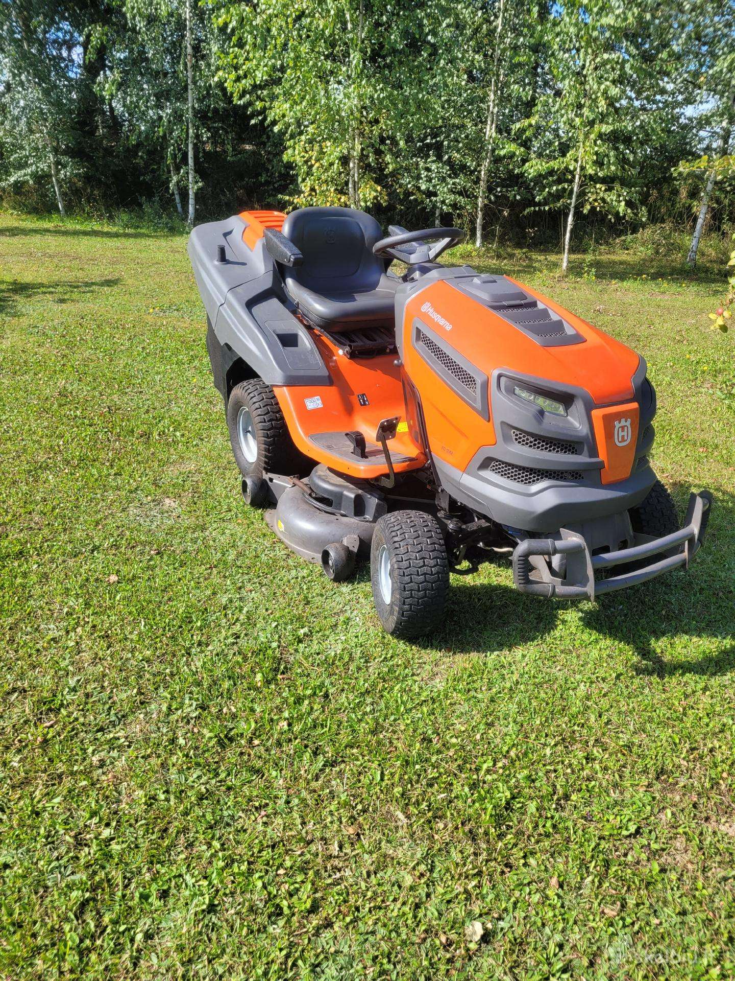 Husqvarna tc342 sodo traktoriukas