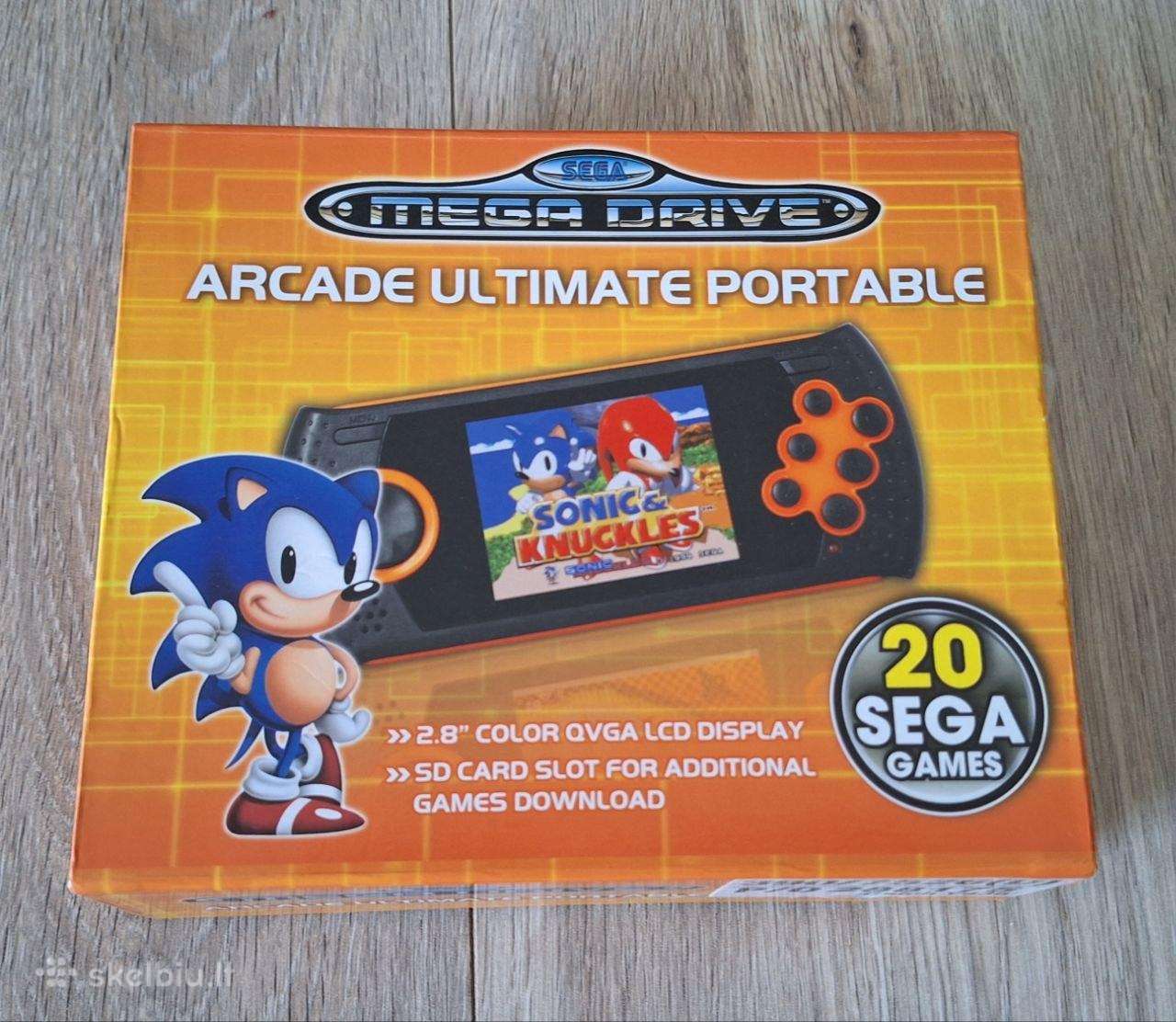 At Games „sonic“ nešiojama žaidimų konsolė.
