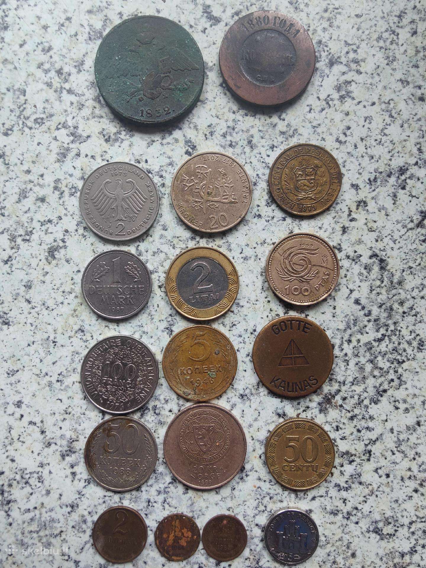 Monetos įvairios