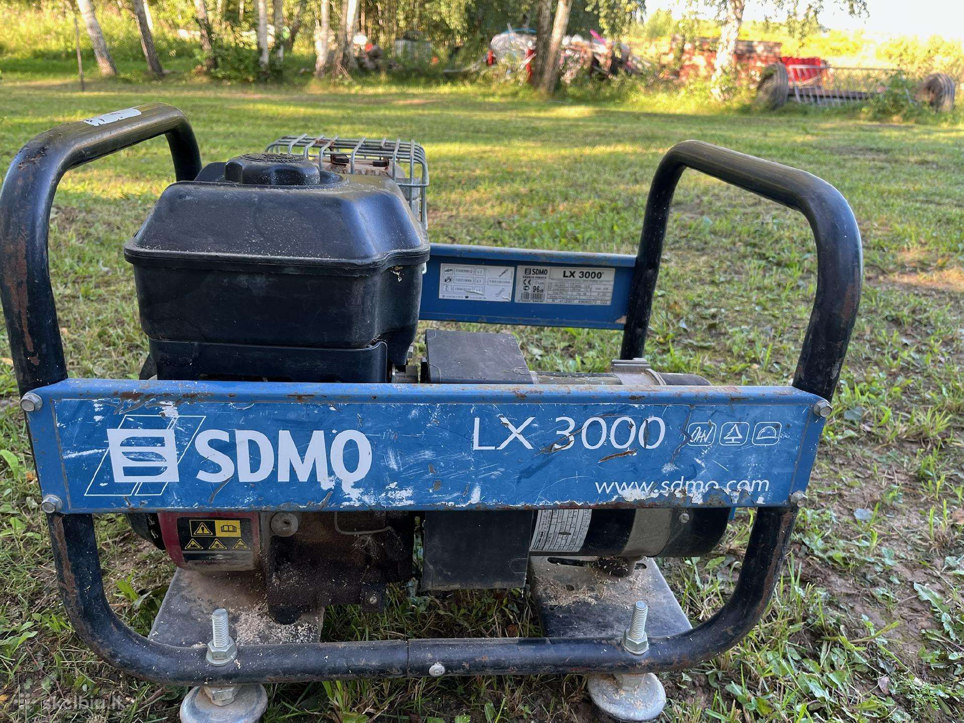 Benzininis elektros generatorius sdmo lx 3000