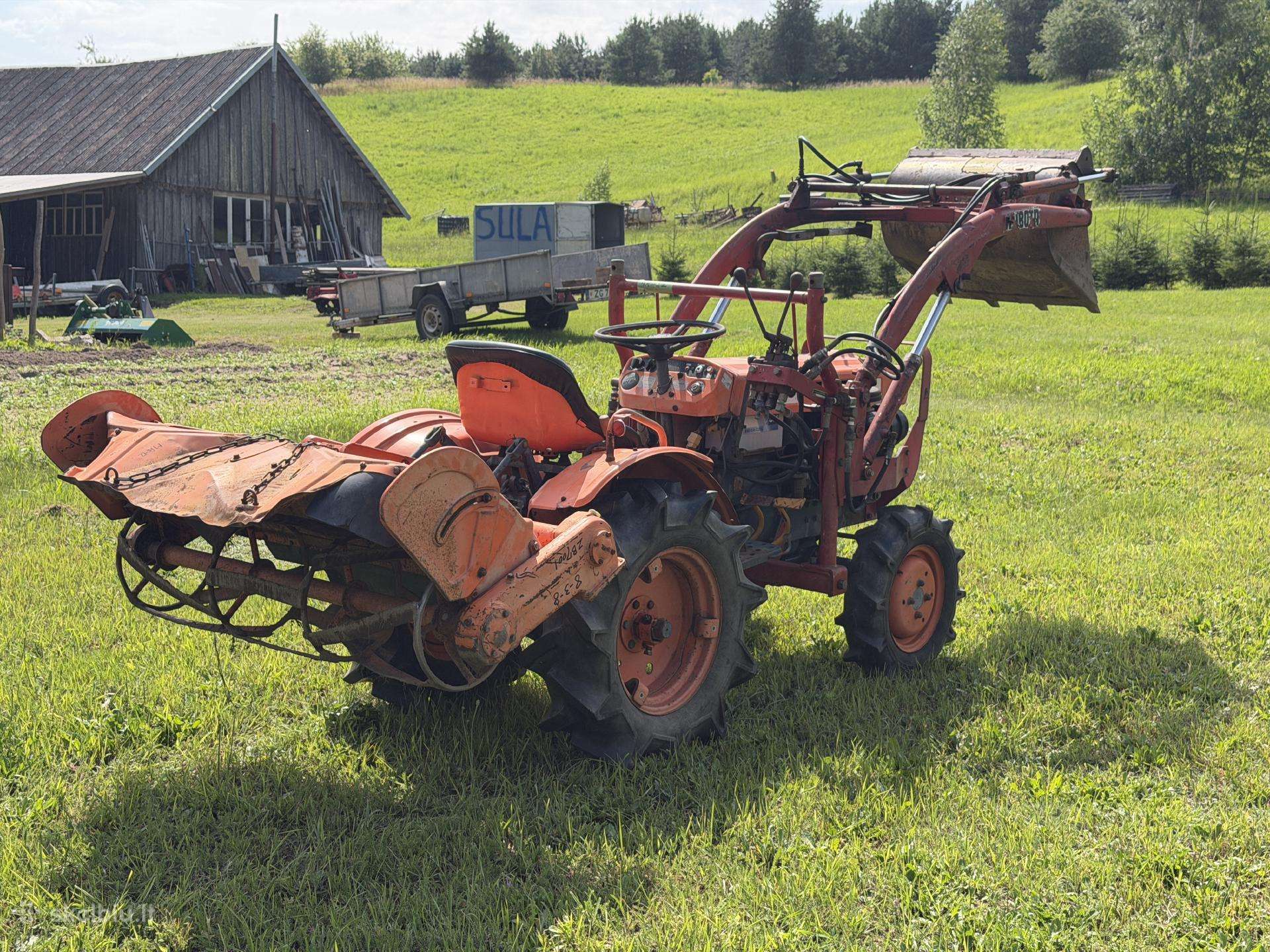 Kubota ZB7001, tractors