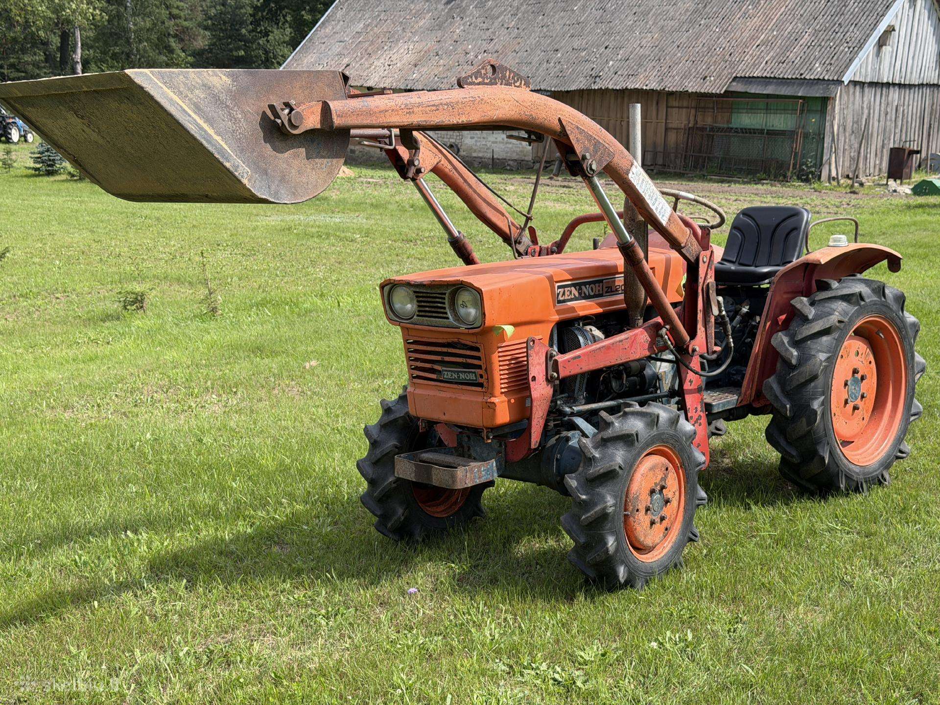 Kubota ZB2000DT, tractors