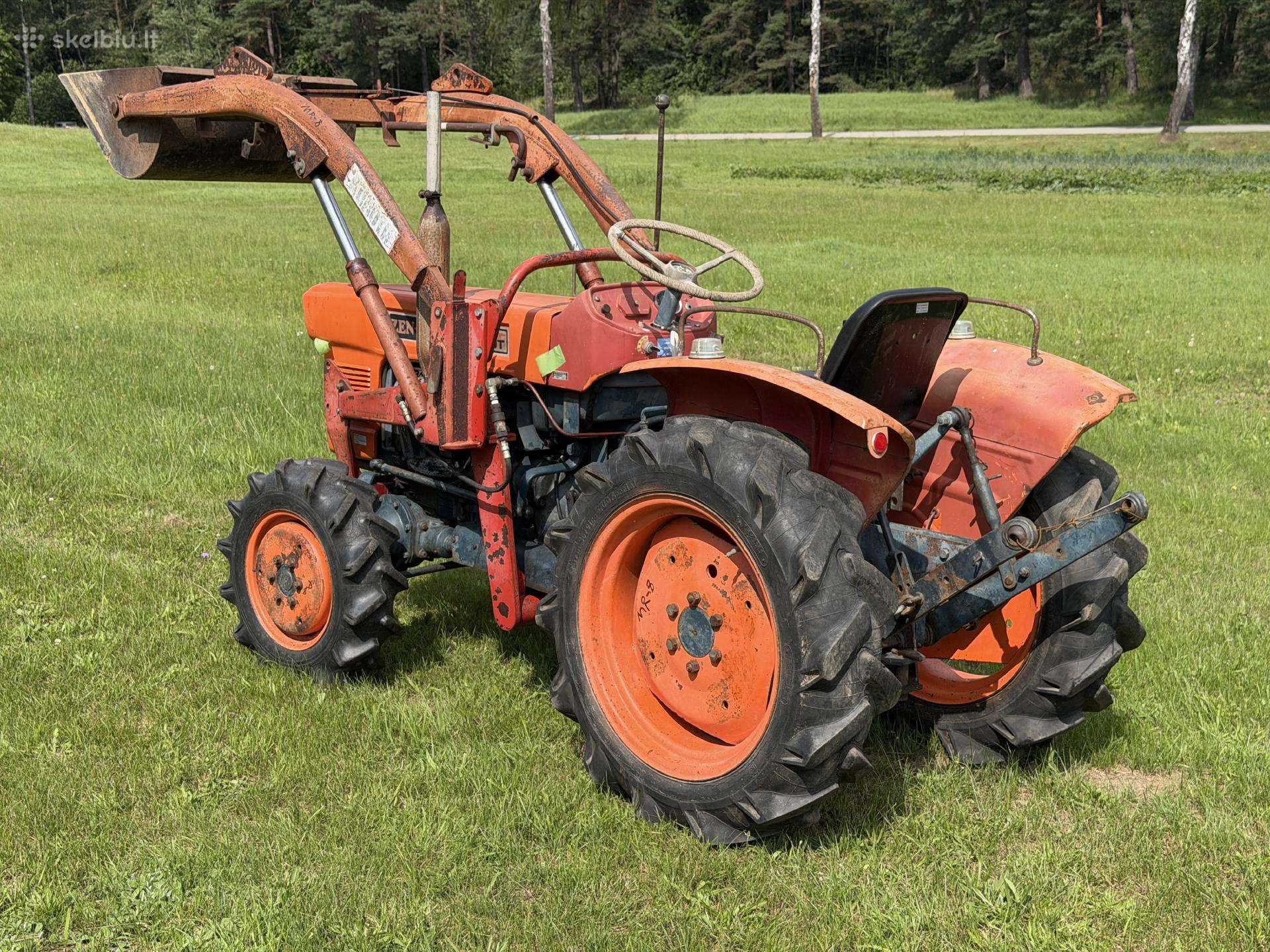 Kubota ZB2000DT, tractors