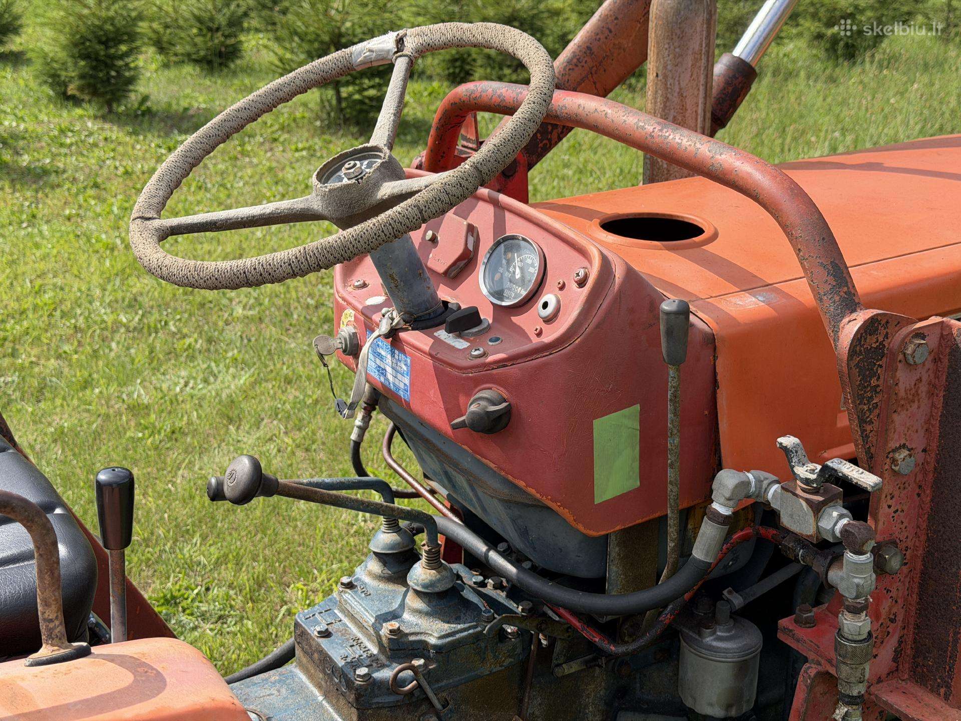 Kubota ZB2000DT, tractors