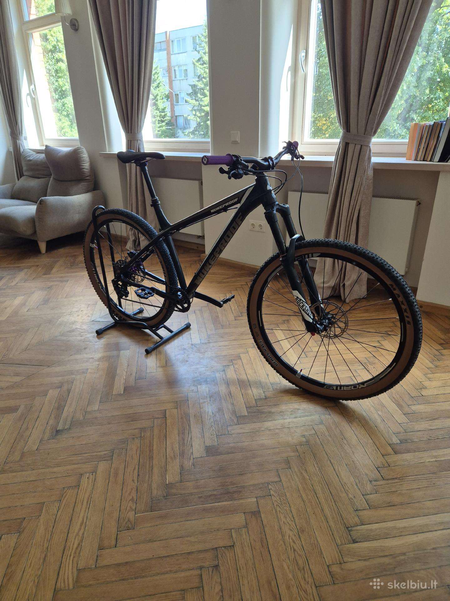 Nukeproof scout 290 comp