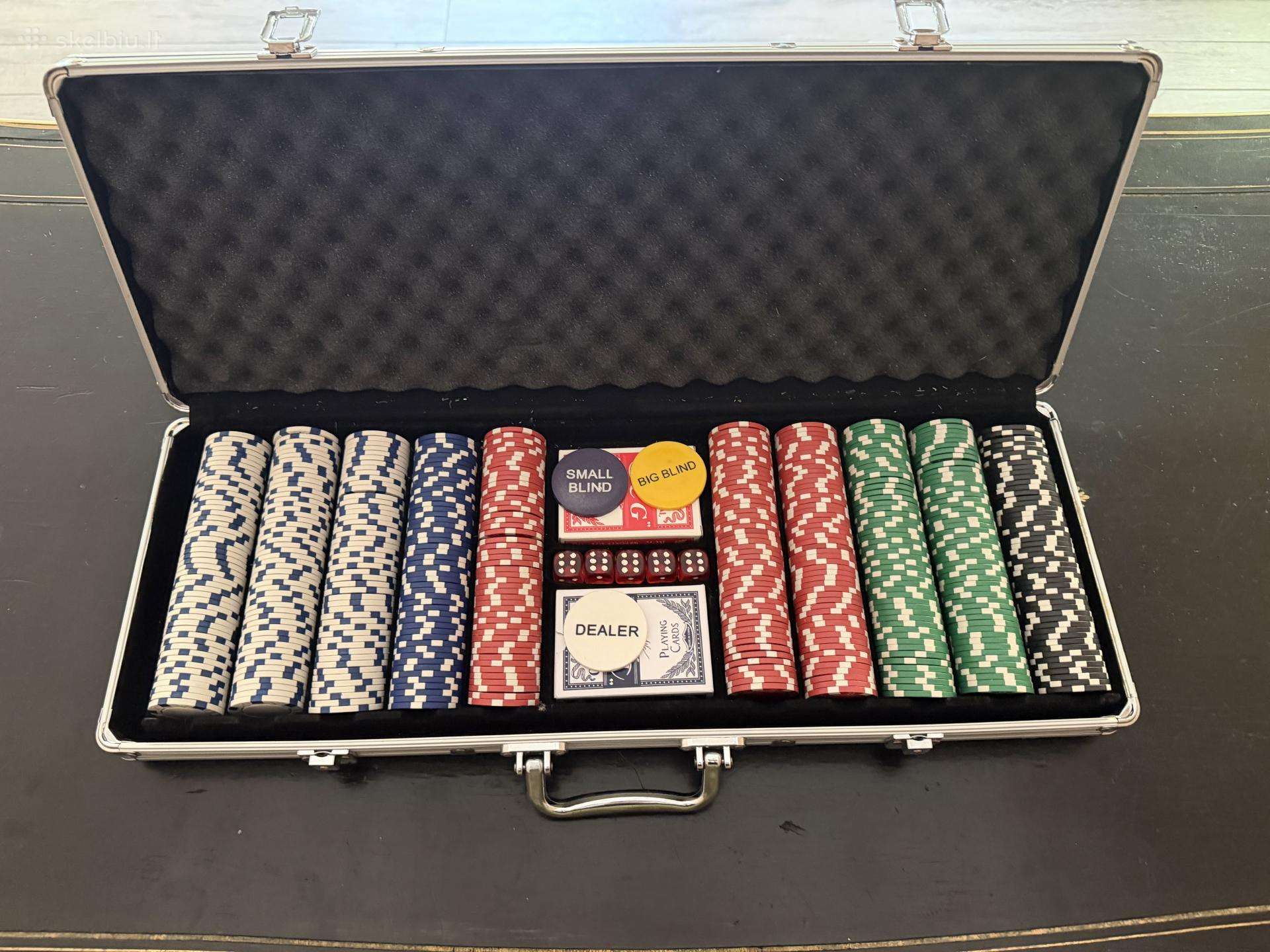 Naujas nenaudotas pokerio rinkinys