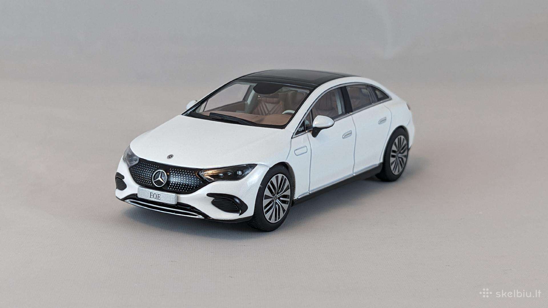 1/43 modeliukai MB Eqe V295 2022