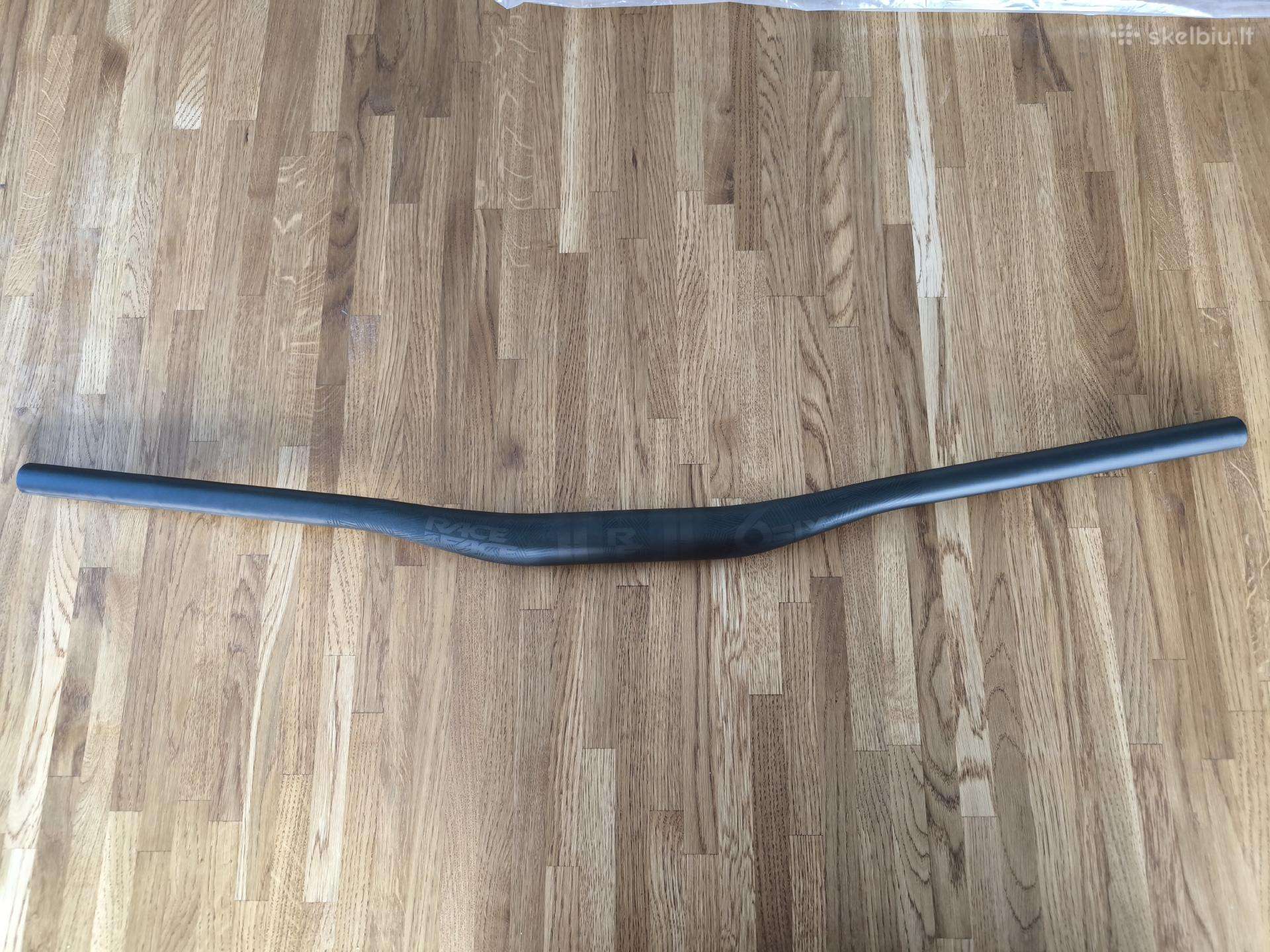 Race Face 35x820 Sixc karboninis carbon Vairas