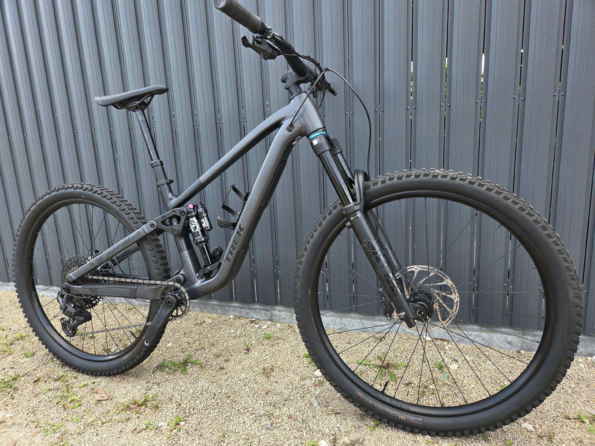 Trek fuel ex 8 2026m. Full dviratis Fox36 1x12 M
