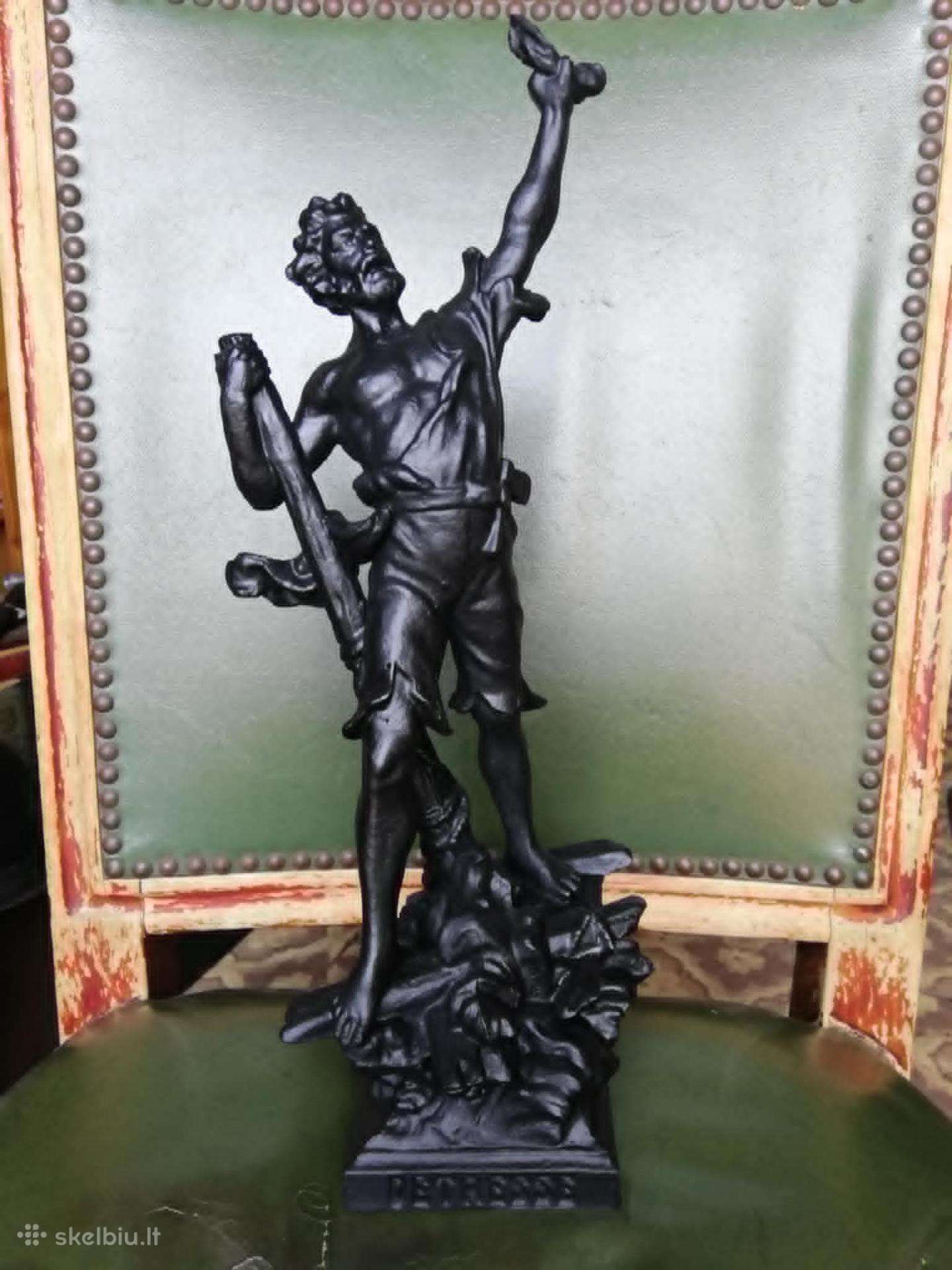 Kolekcine statulele.