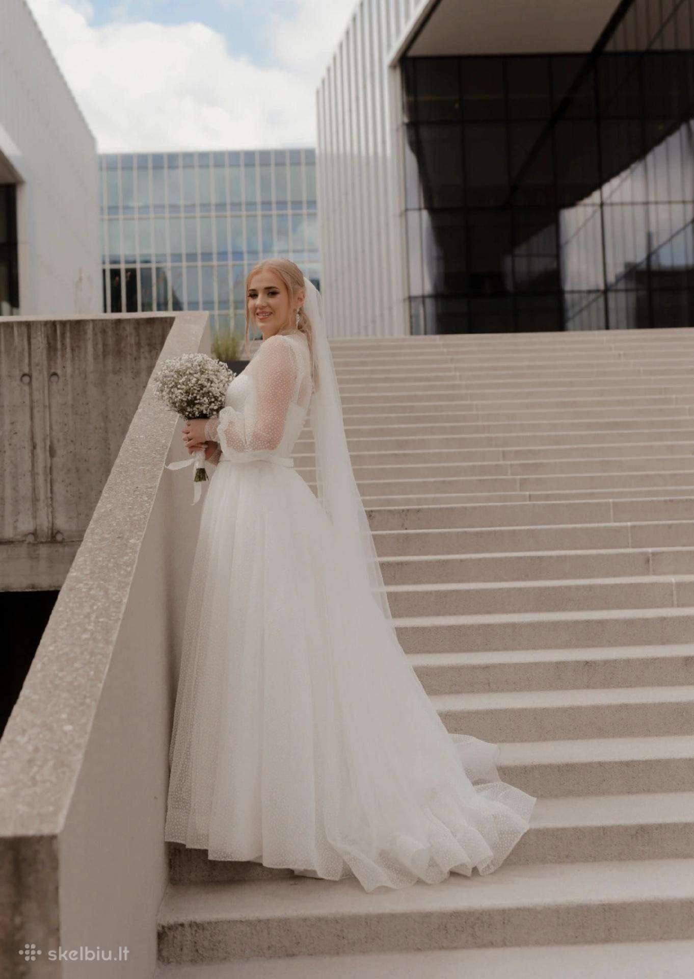 Vestuvinė suknelė