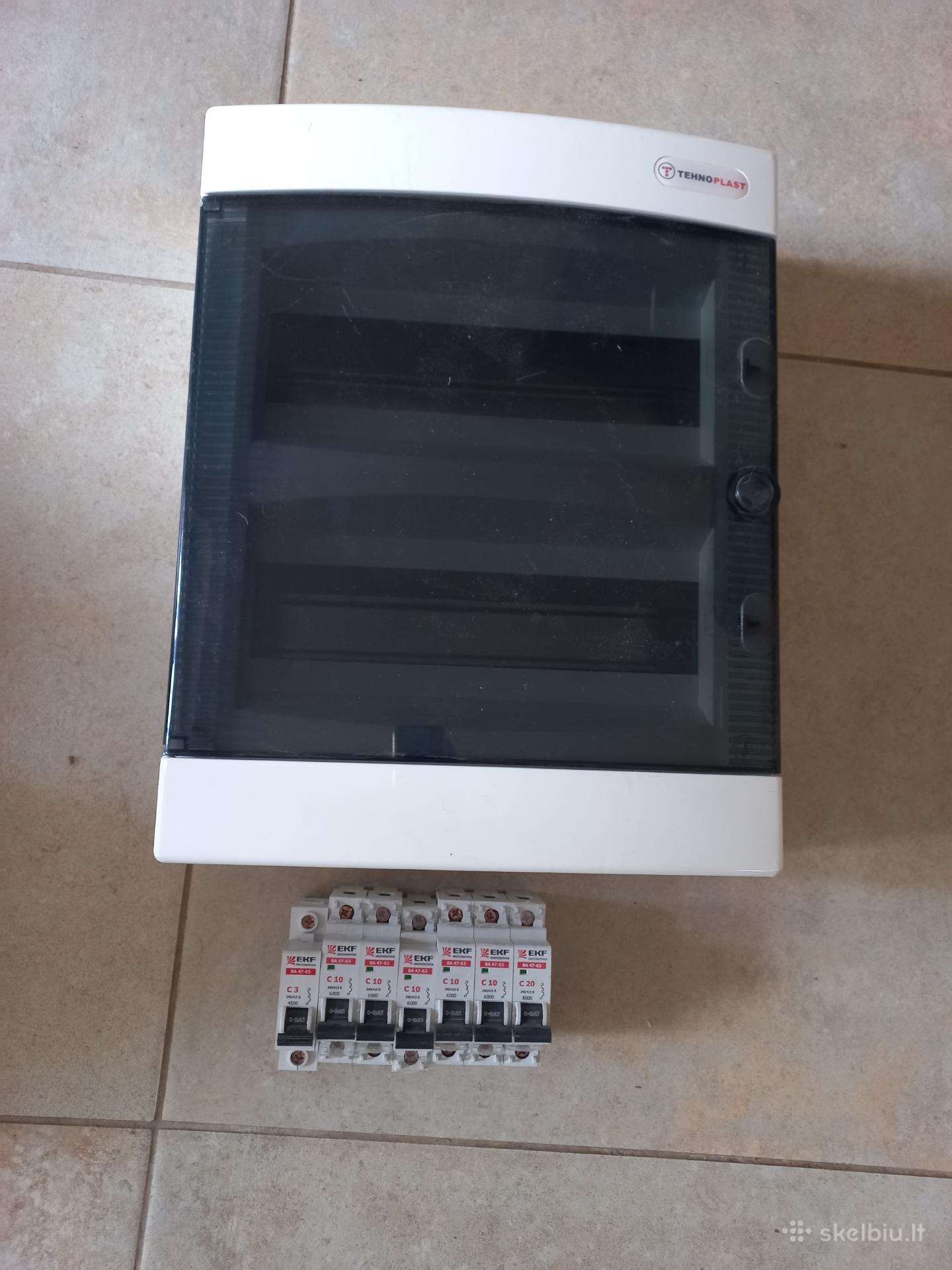 Ip40 24 mod. virštinkinis skydelis su automatais