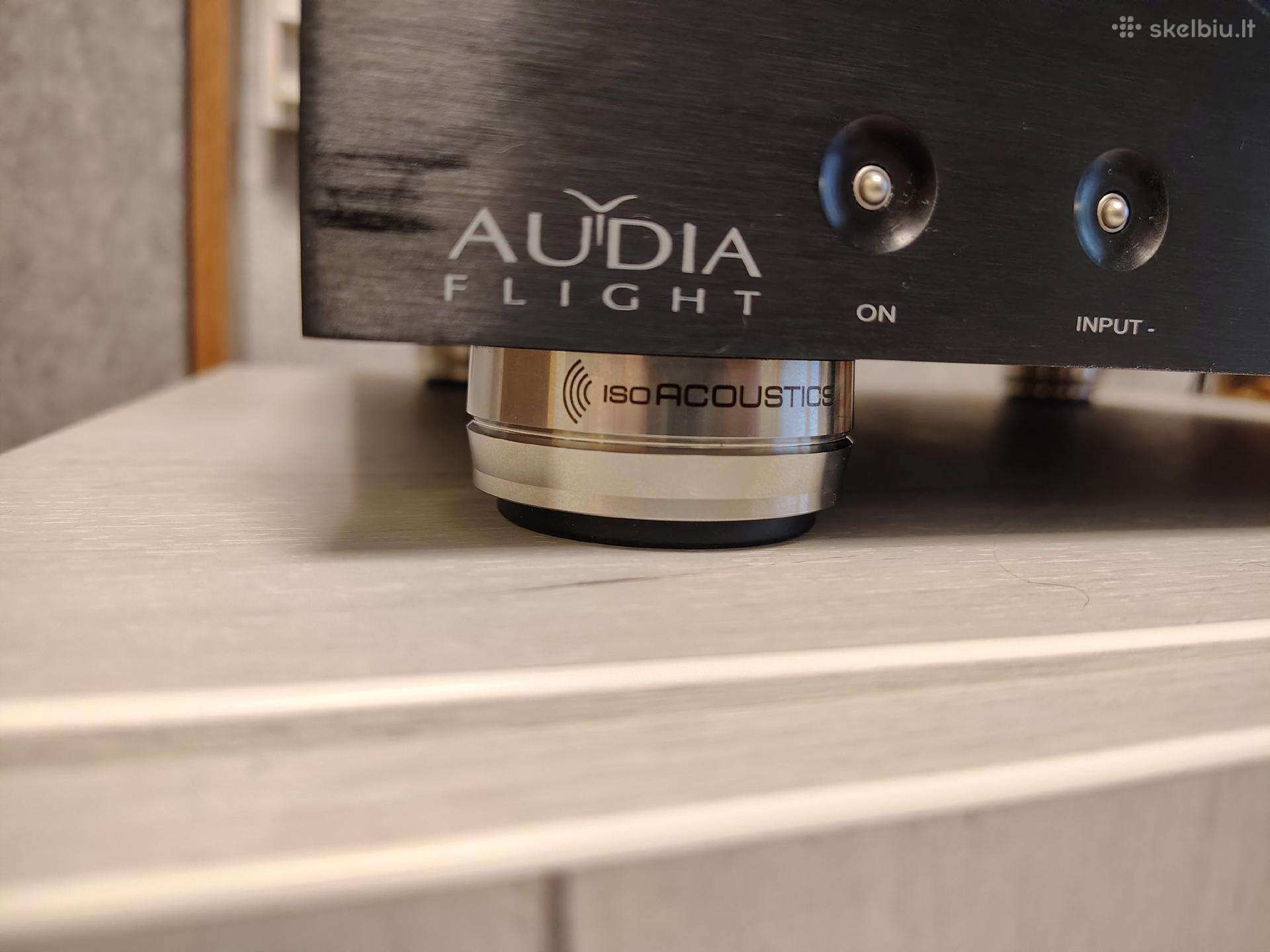 Audia Flight Fll Three S stiprintuvas