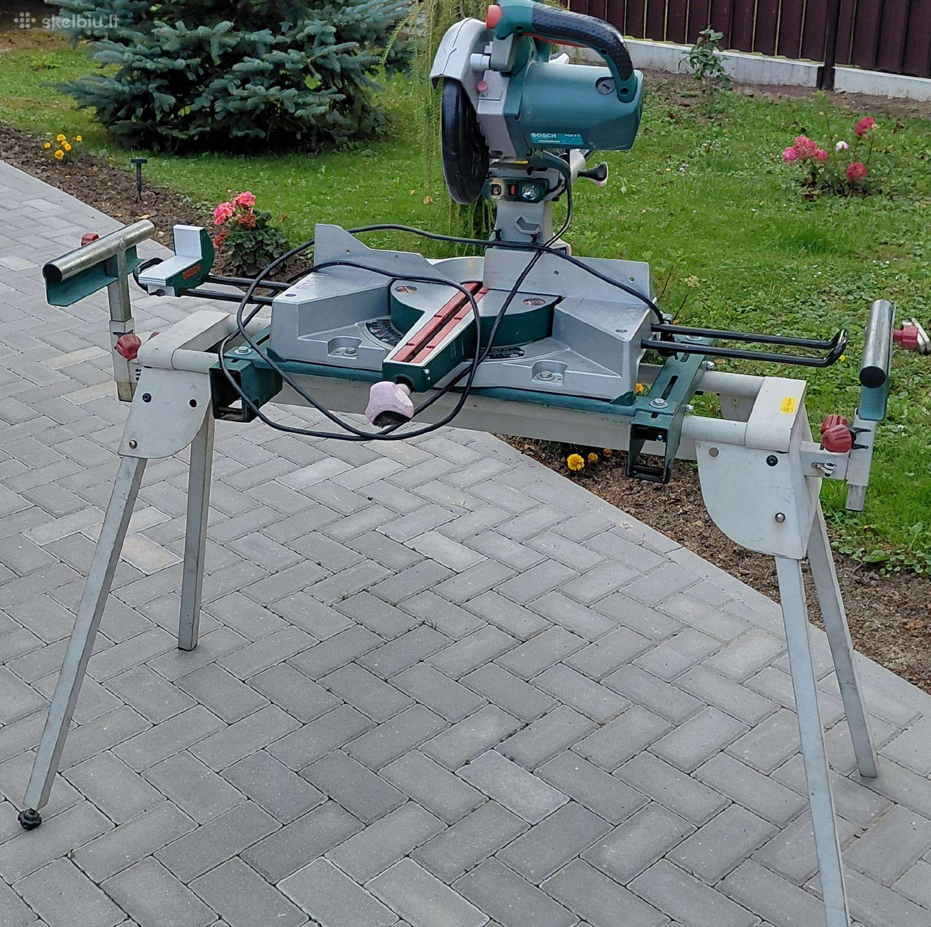 Skersinio pjovimo pjūklas Bosch