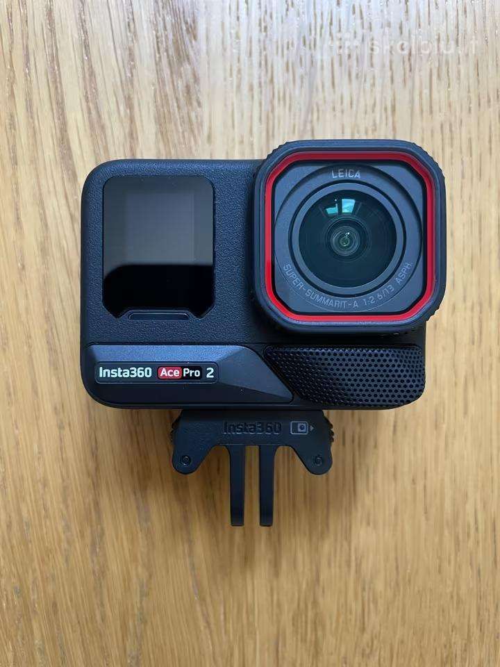 Insta360 ace pro 2