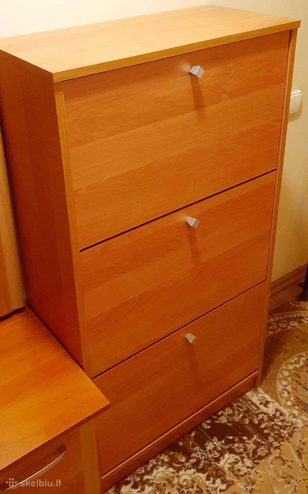 Batų spintelė