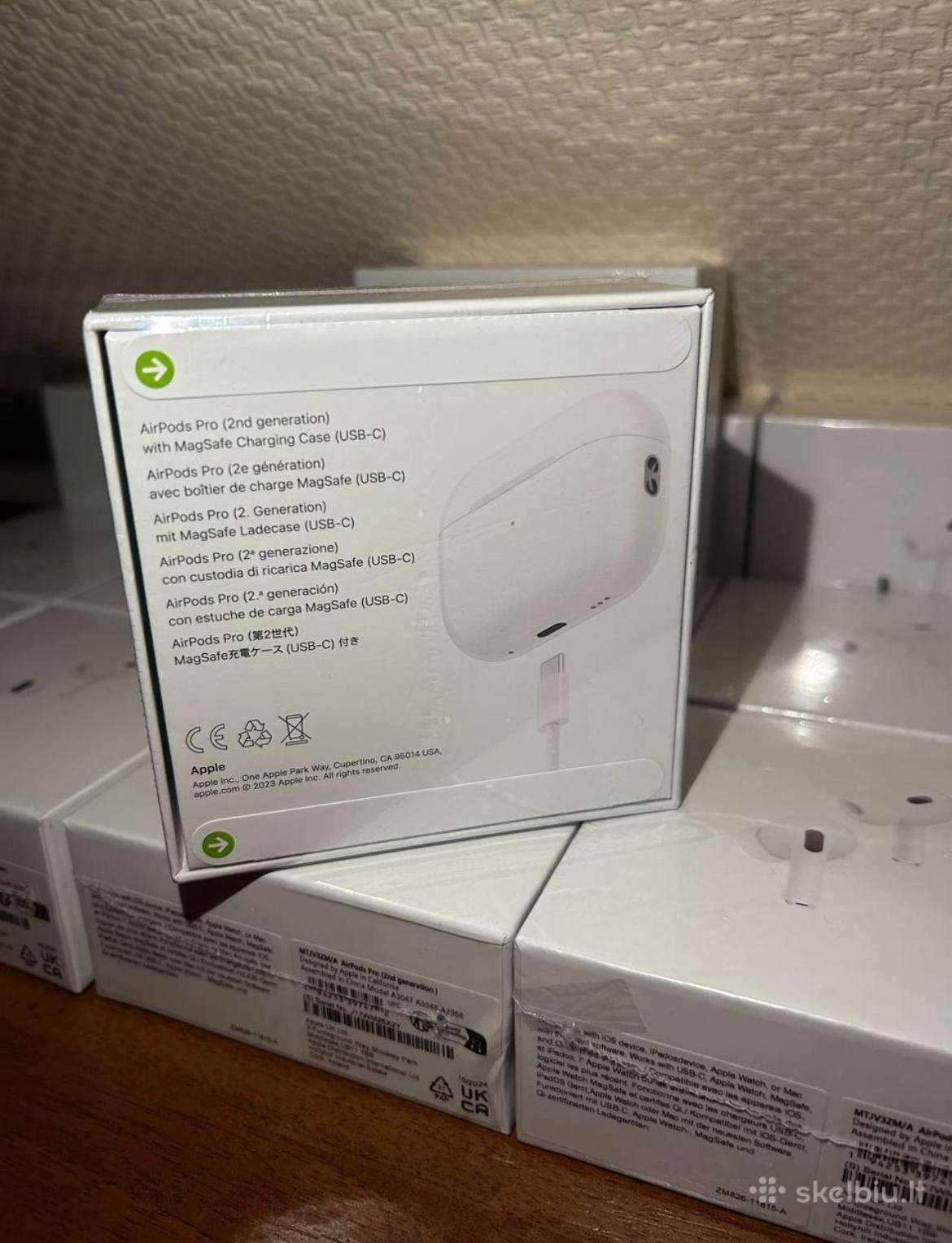 Ausines pro 2 ir pro 3