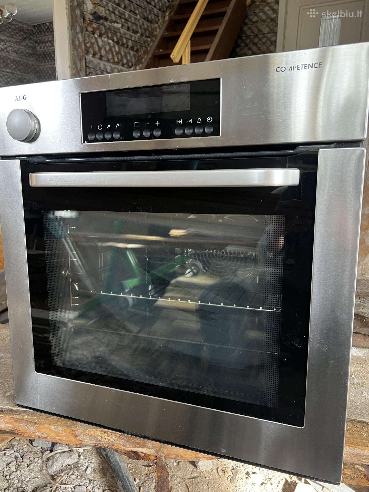 Aeg Competence B8920-m įmontuojama garinė orkaitė