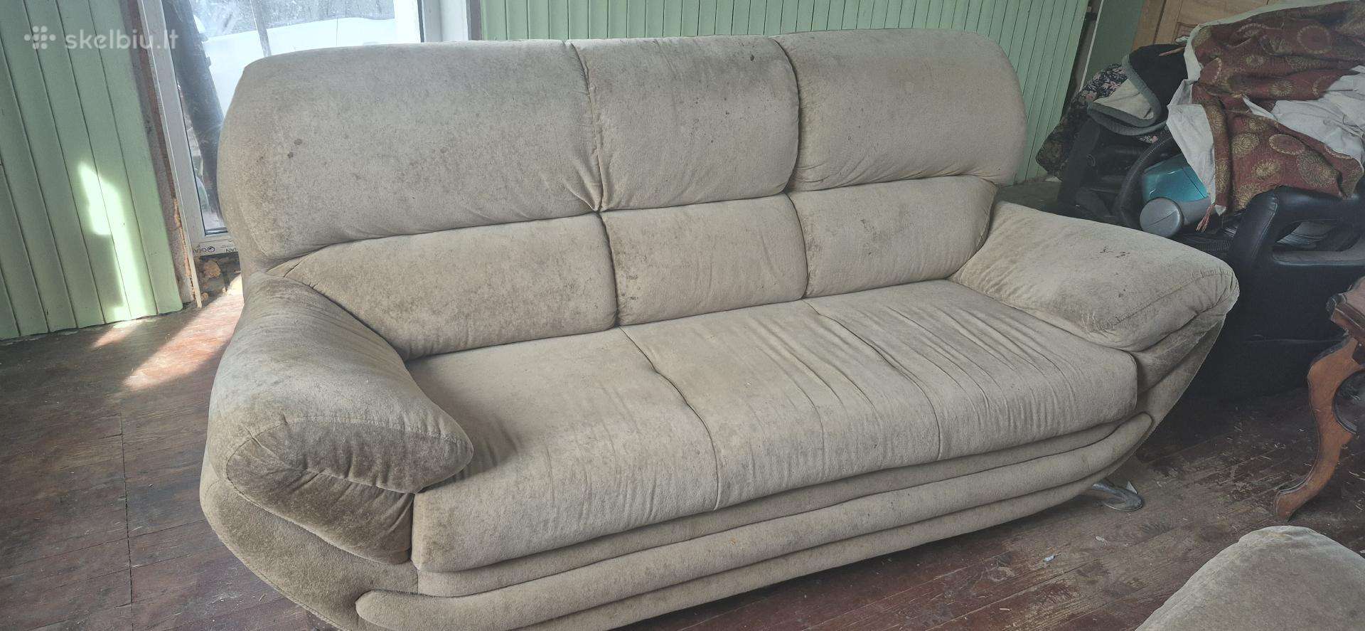 Atiduodu baldu komplekta: didele sofa ir 2 kreslai