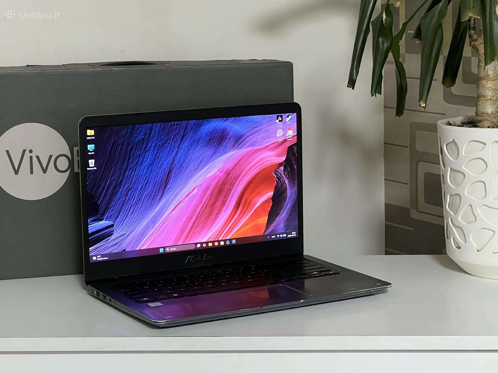 Parduodamas Asus Vivobook 14 su Mx 150, I5-8k.