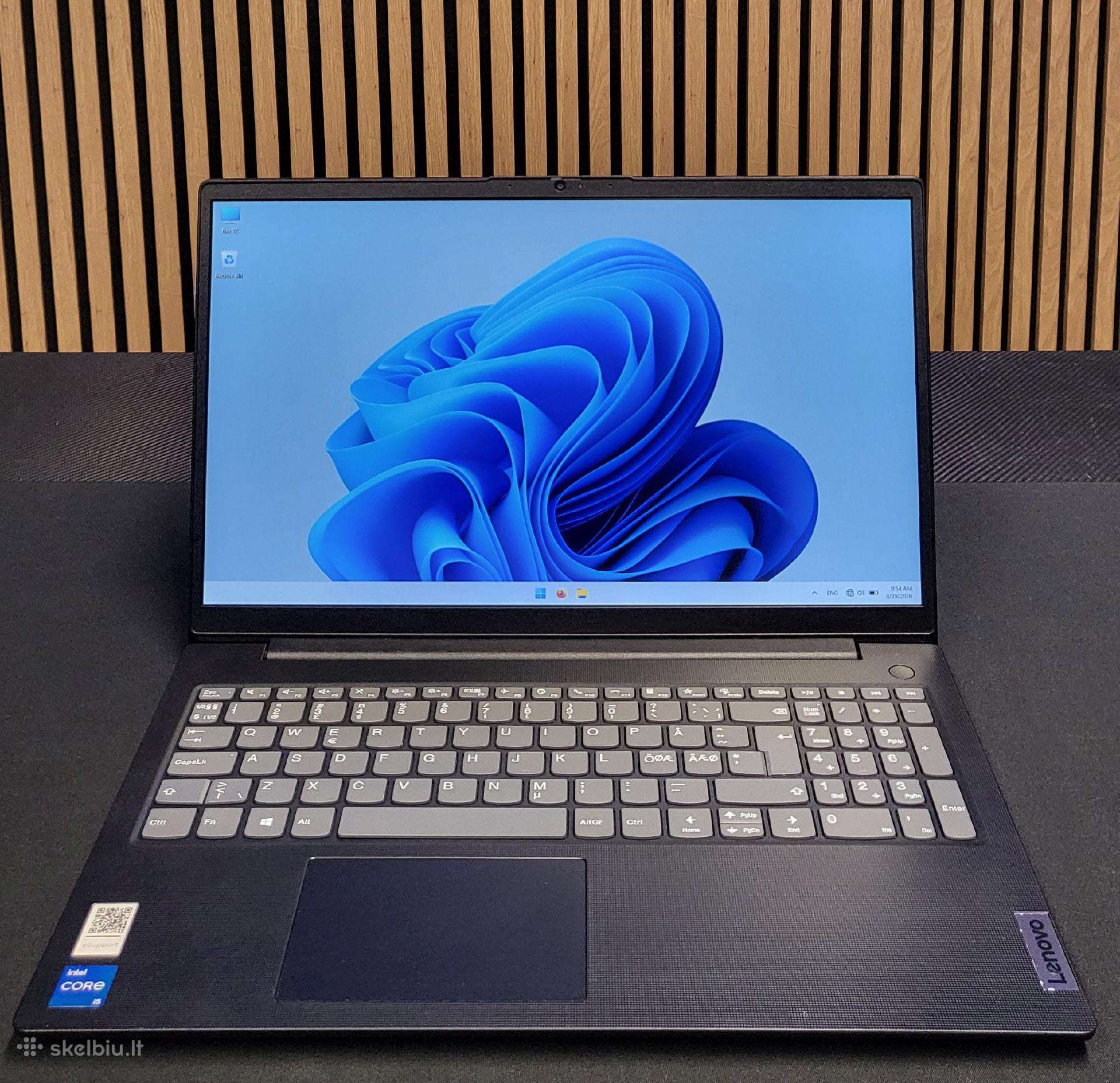 Lenovo 15,6 / i5 1135g7 / 12 GB Ddr4 / Nvme / Fhd