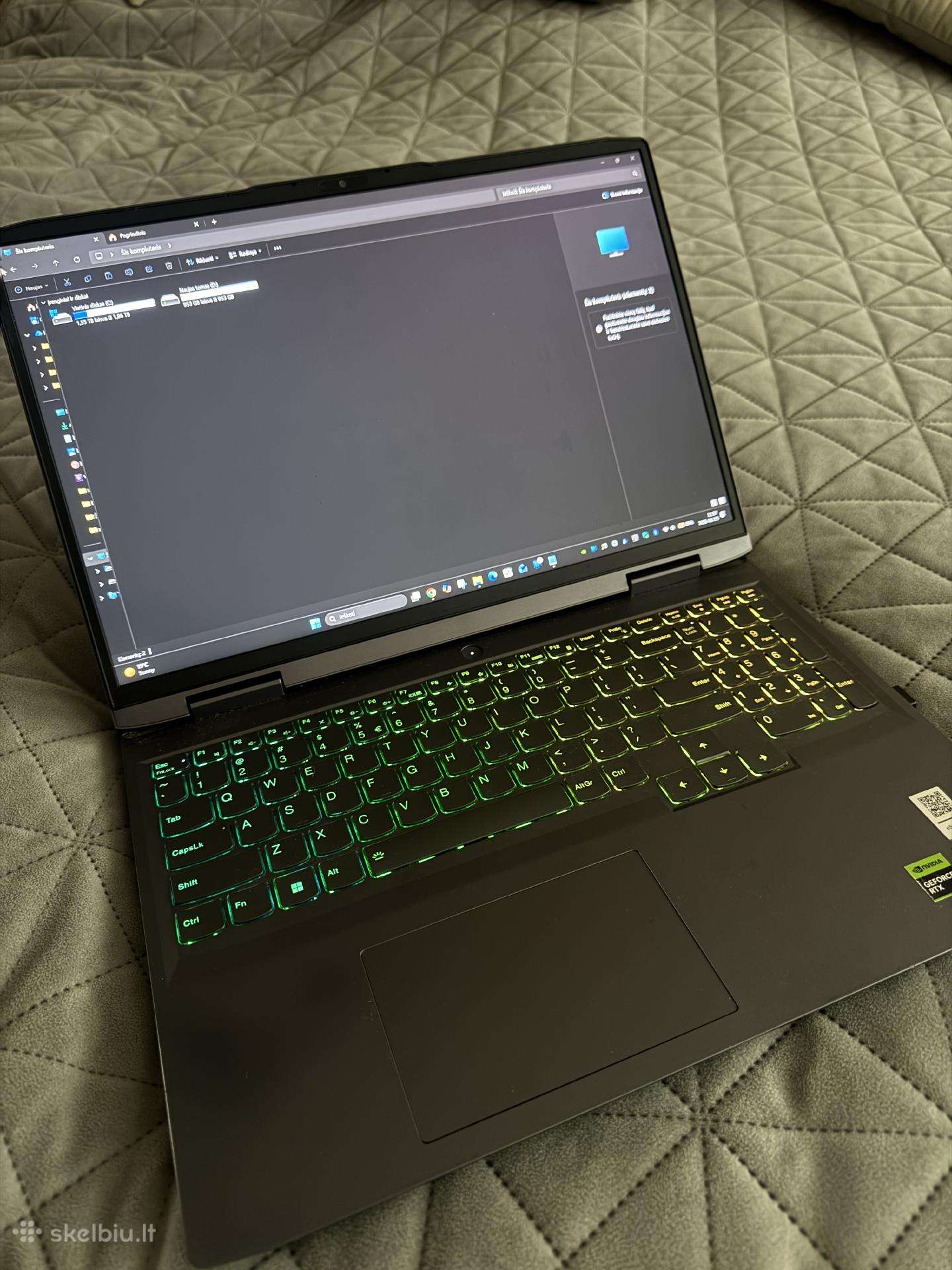 Lenovo Loq 16irh8