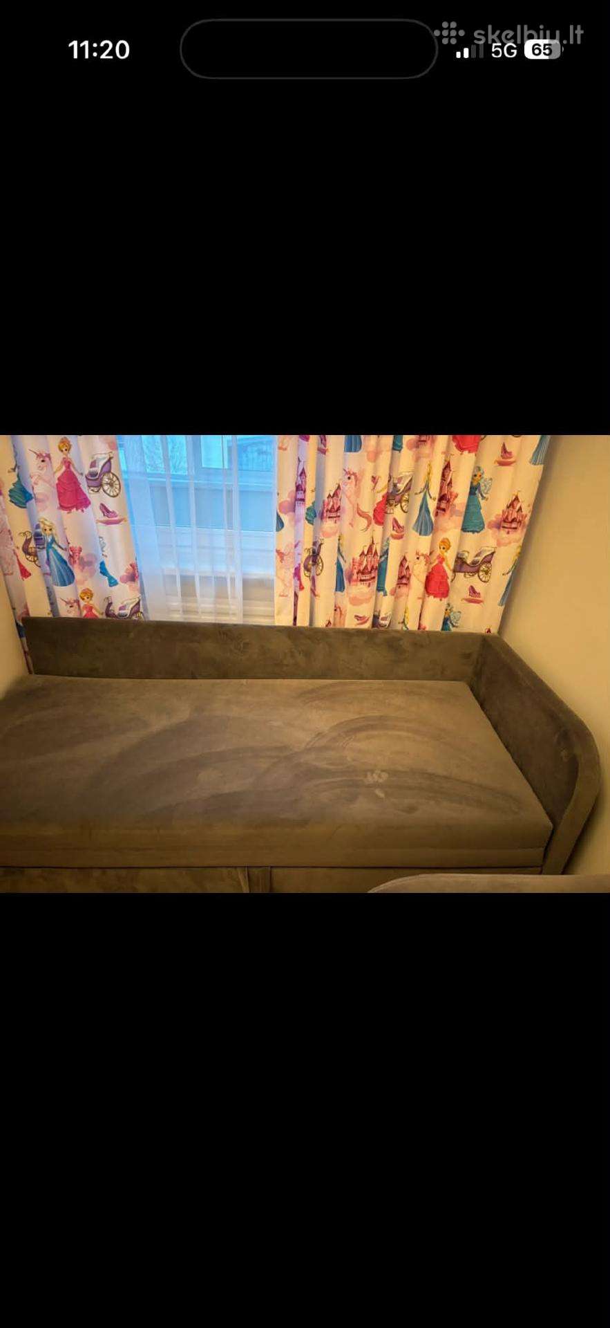 Paeduodama sofa-lova